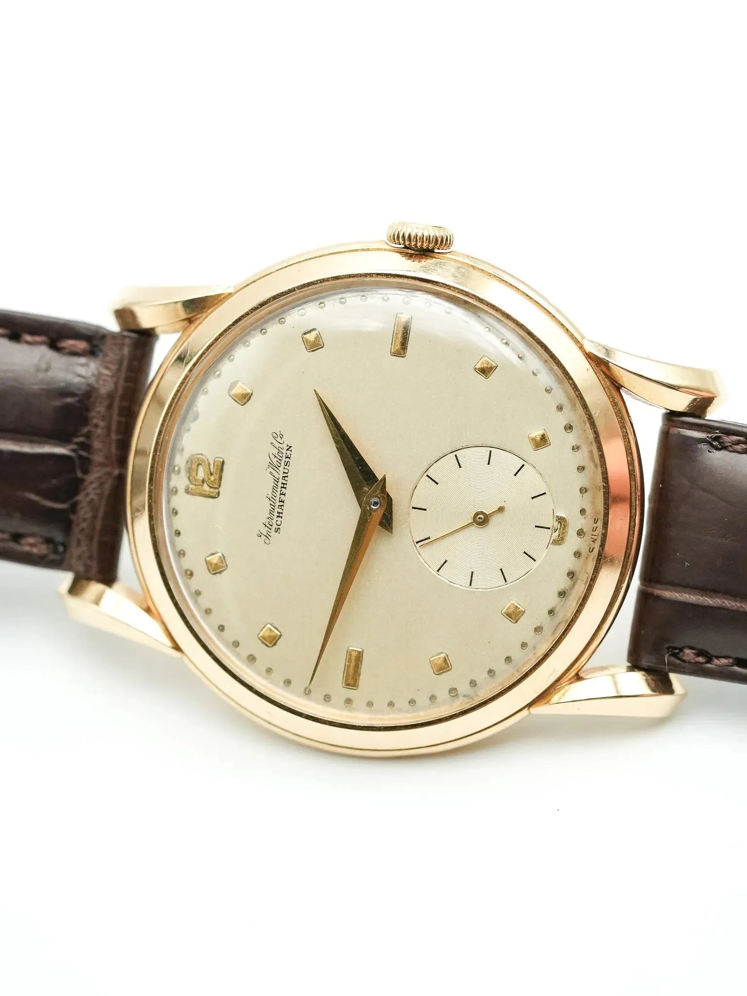 IWC - Calatrava Yellow Gold 18k Tear Drops Lugs - 1940s 