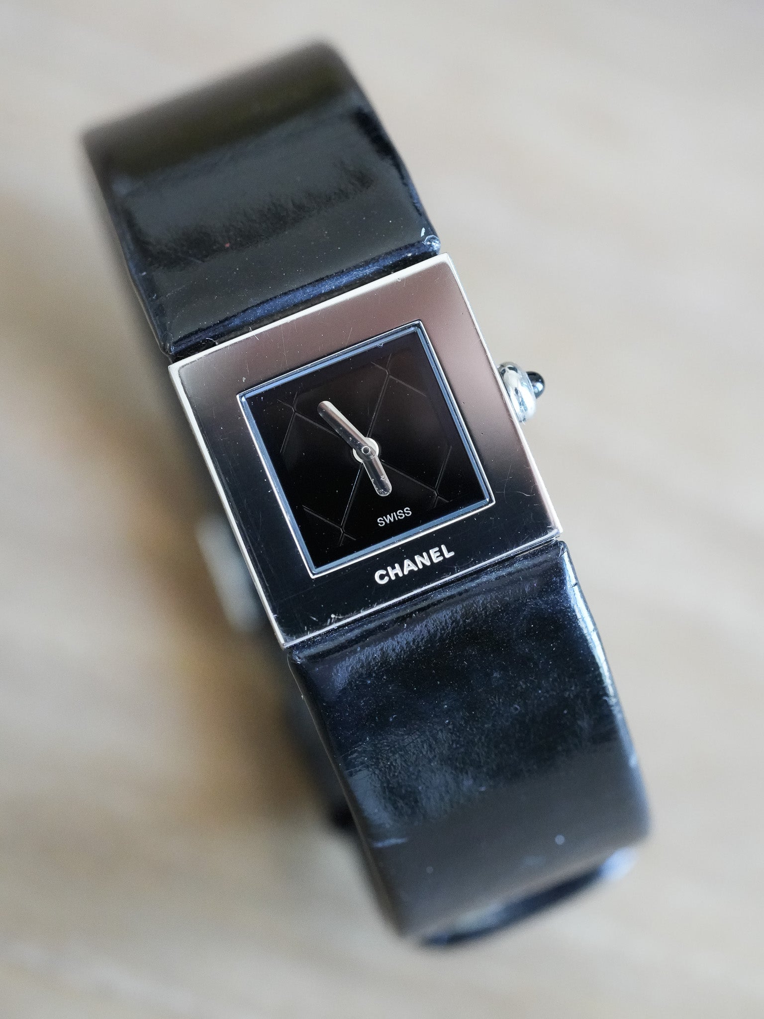 Chanel - Dress Watch Cadran Matelassé Noir - 1990s