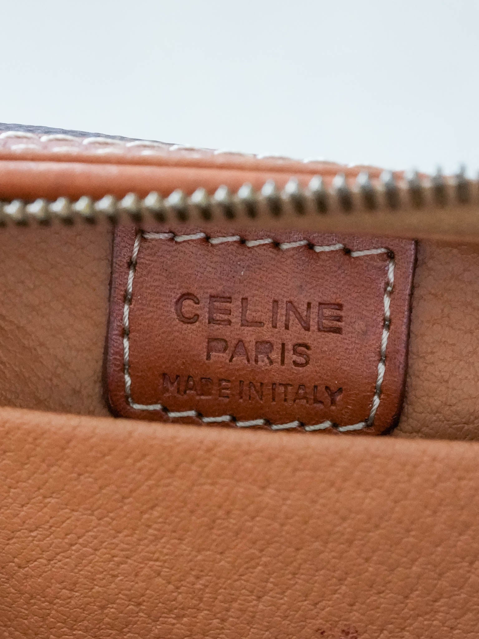 Celine - Pochette en cuir Triomphe