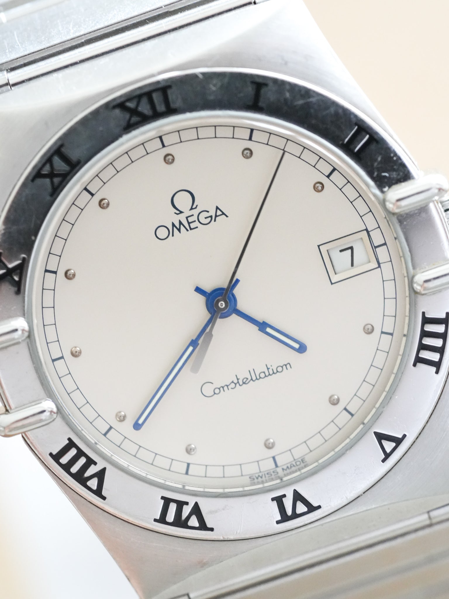 Omega - Constellation Manhattan Acero Agujas Azules - 1990s 