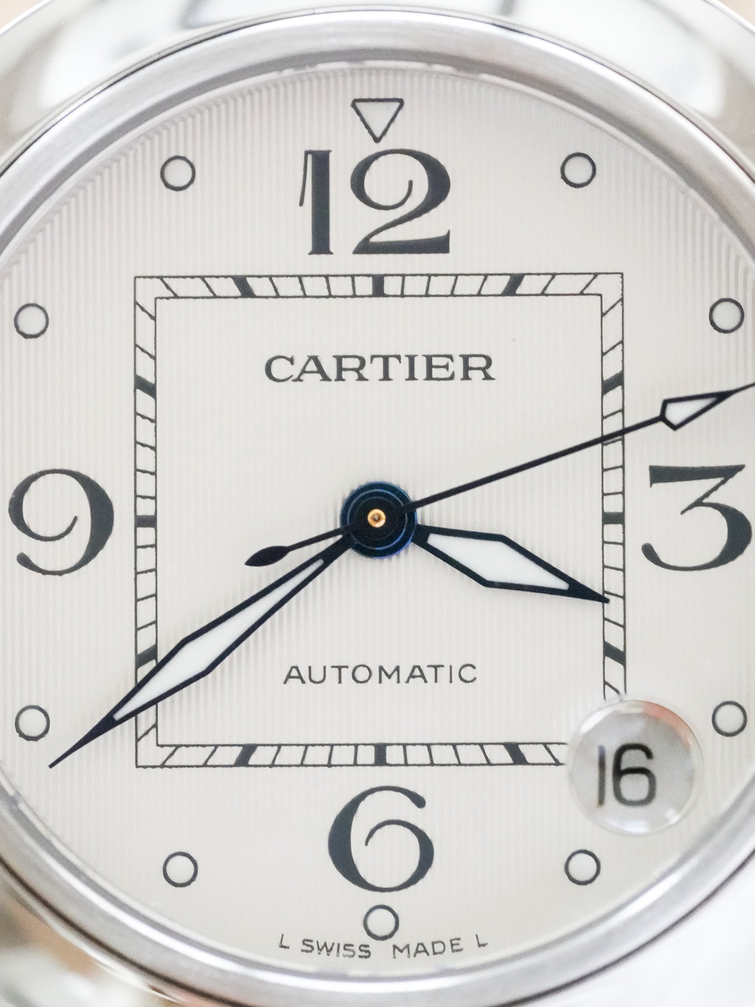 Cartier - Pasha 2324 Fecha Blanco Tapizado Cuero - 2000s 