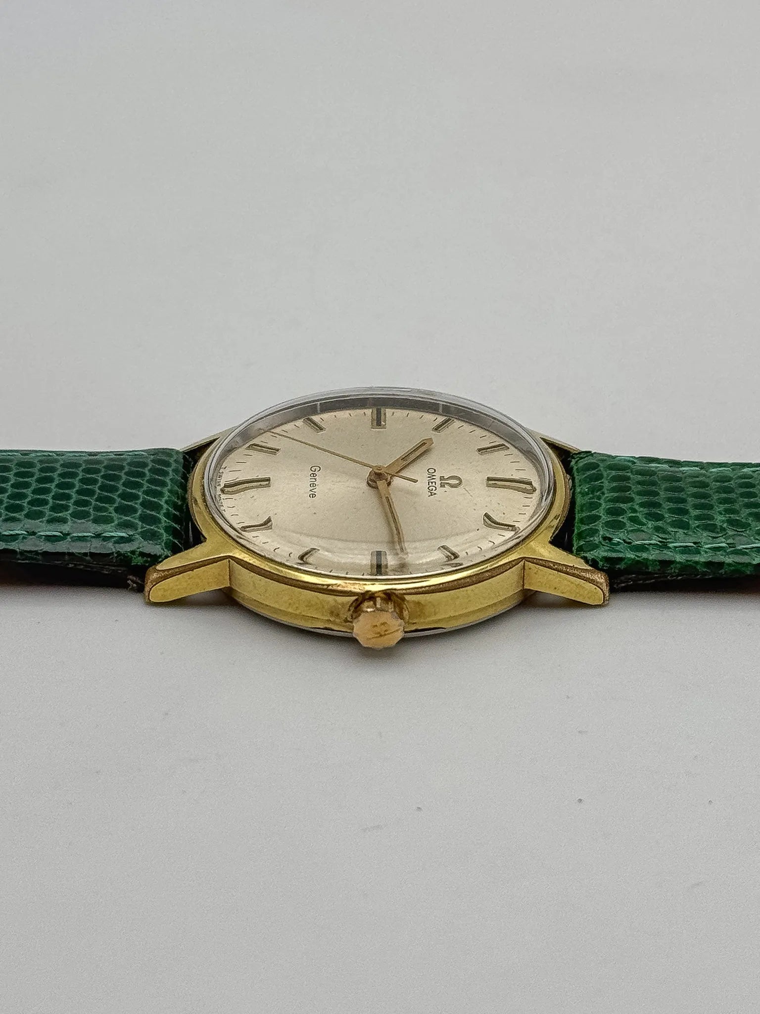 Omega - Genève Plaqué Or Champagne Index Noir - 1970