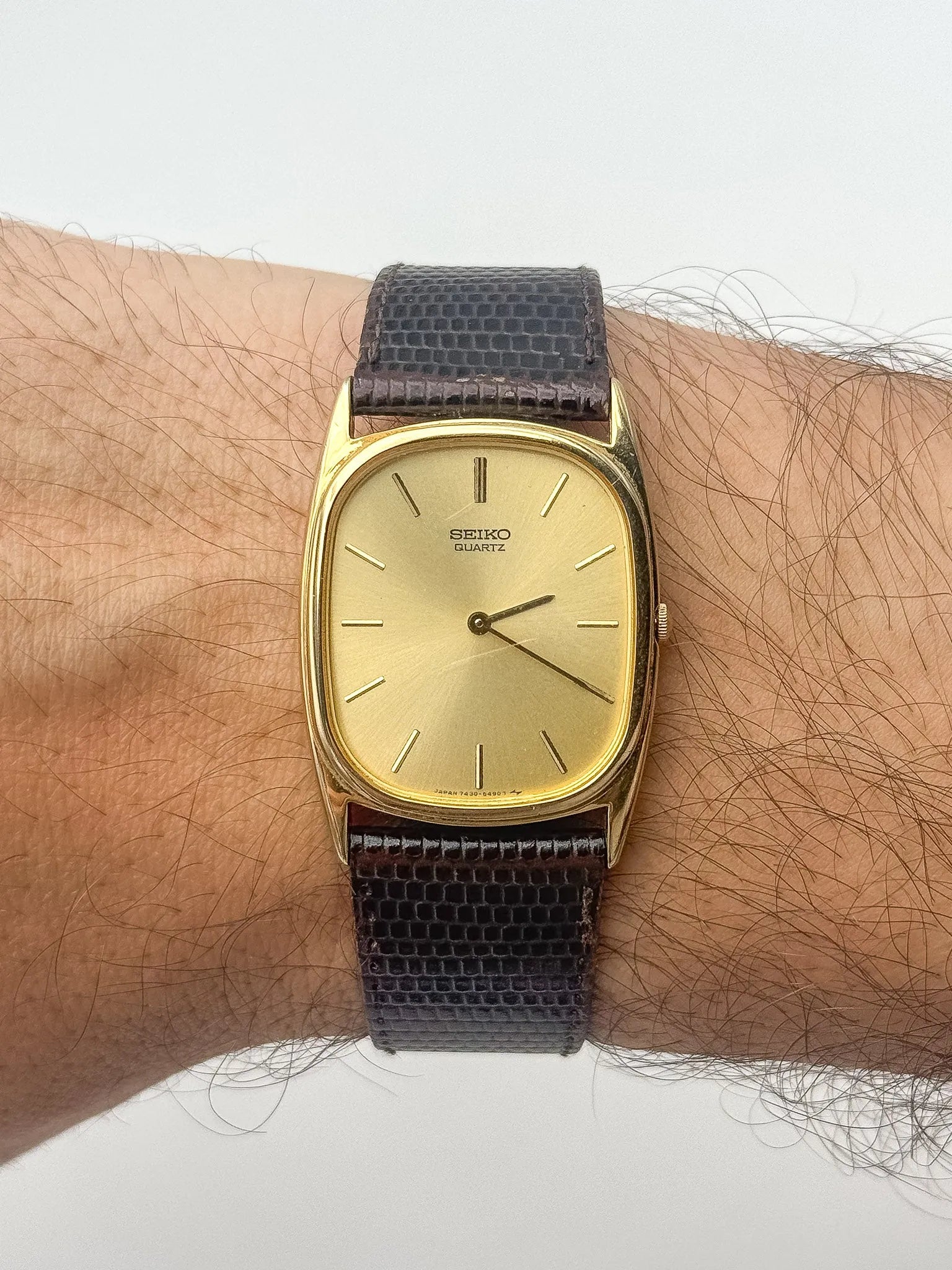 Seiko - Tonneau Dress Watch Or - 1983