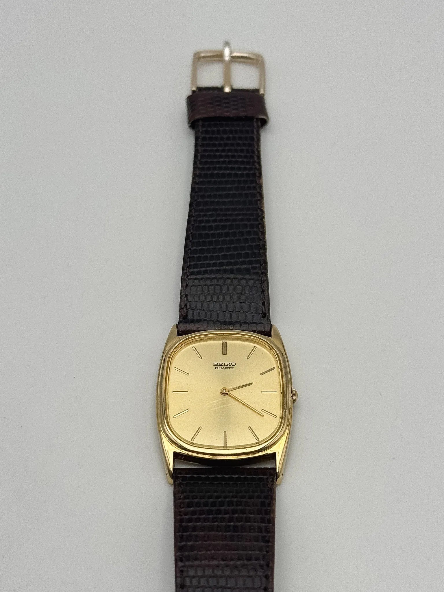 Seiko - Tonneau Dress Watch Or - 1983