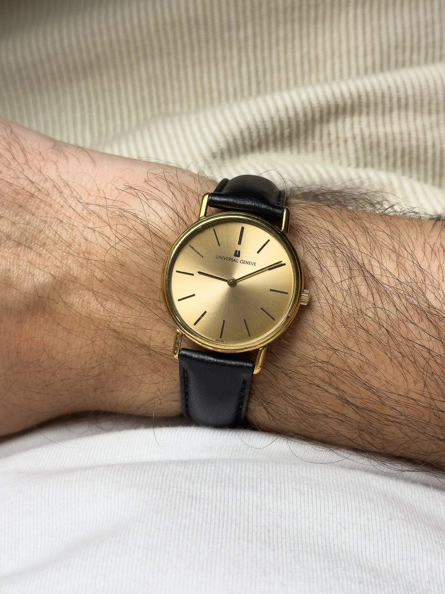 Universal Genève - Gold Circle Ultra Slim - 1980s