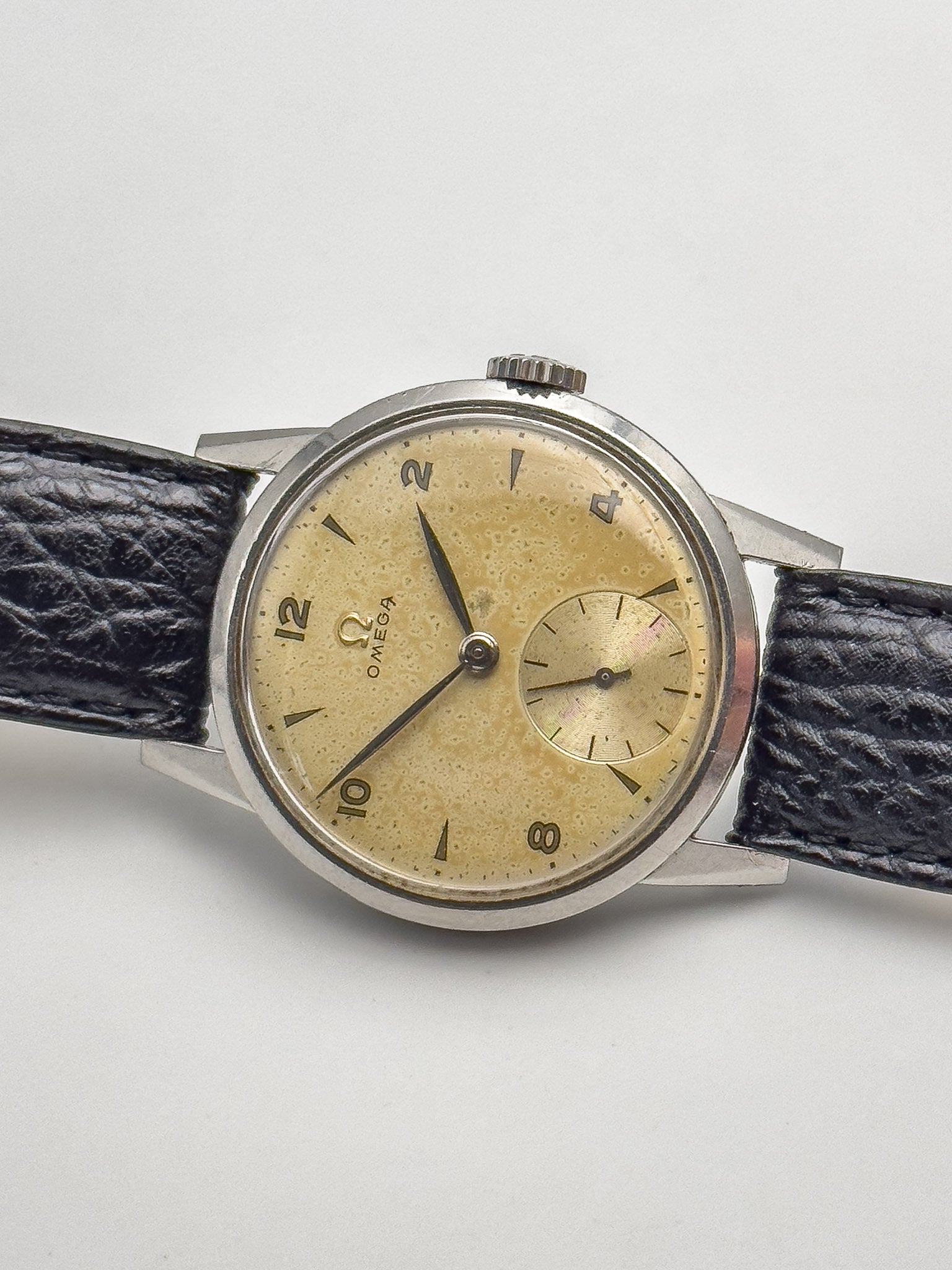 Omega - Millildary Cream Patina - 1947