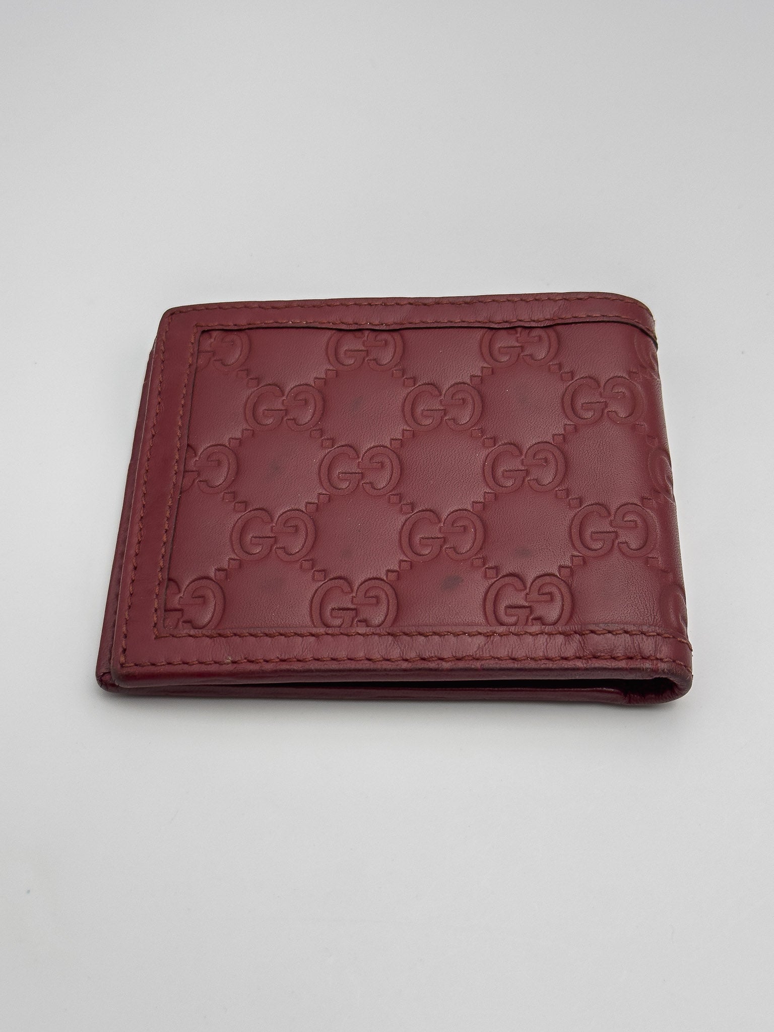 Gucci - Portefeuille en cuir GG rouge