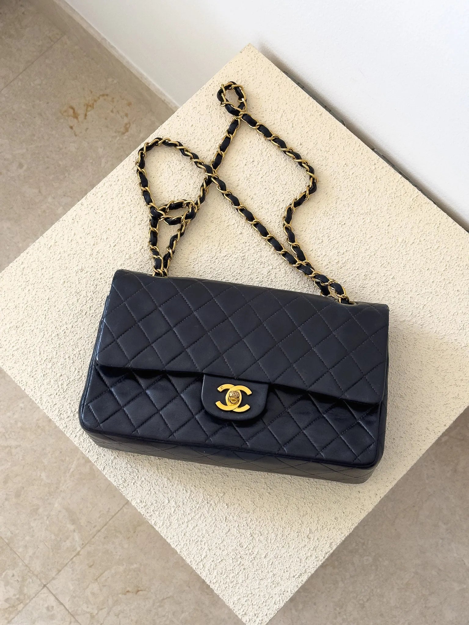 Chanel - sac à main timeless/classique en cuir