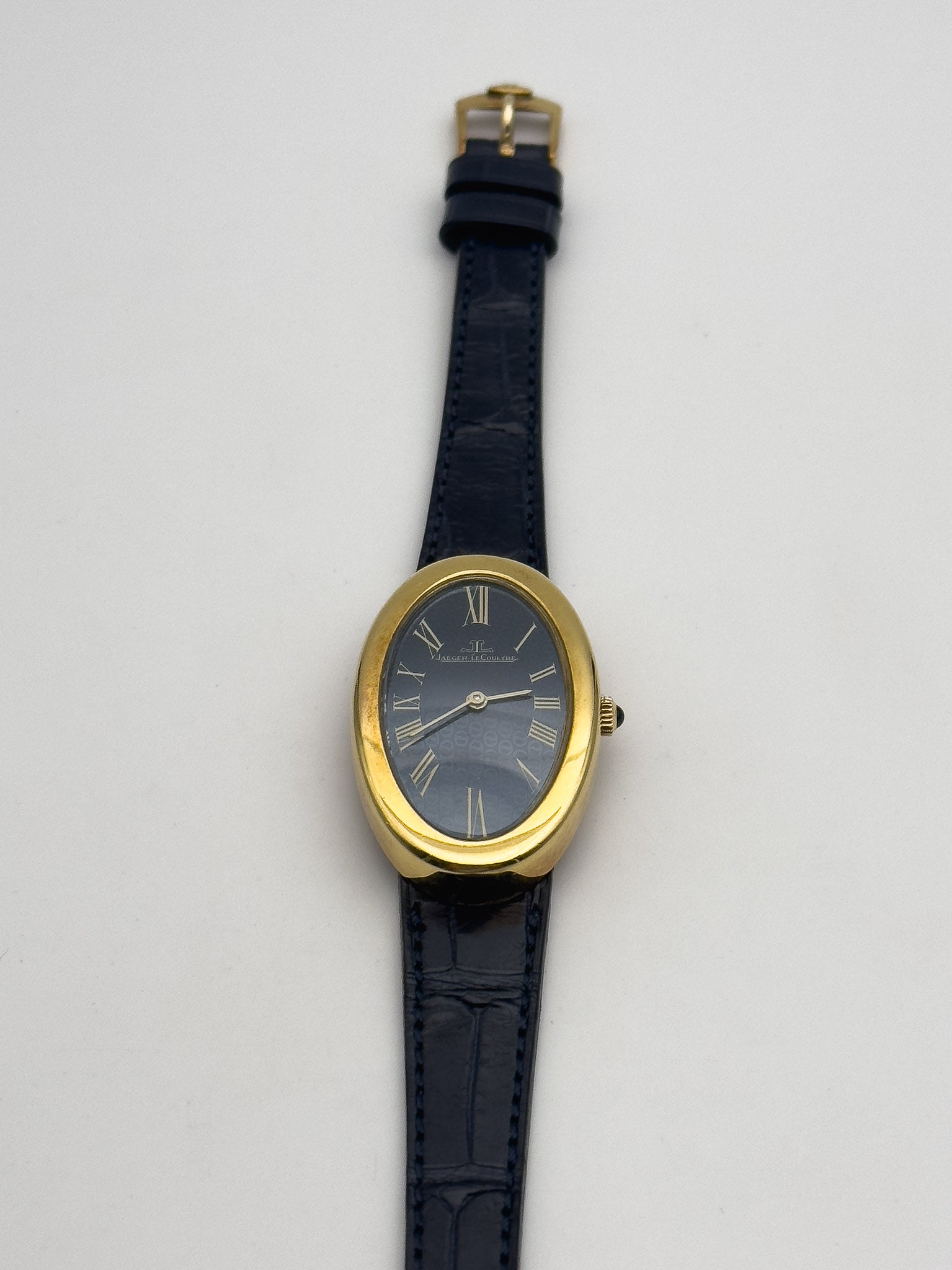 Jaeger-LeCoultre - 9113 Baignoire Or 18k Bleu tapissé - 1970s