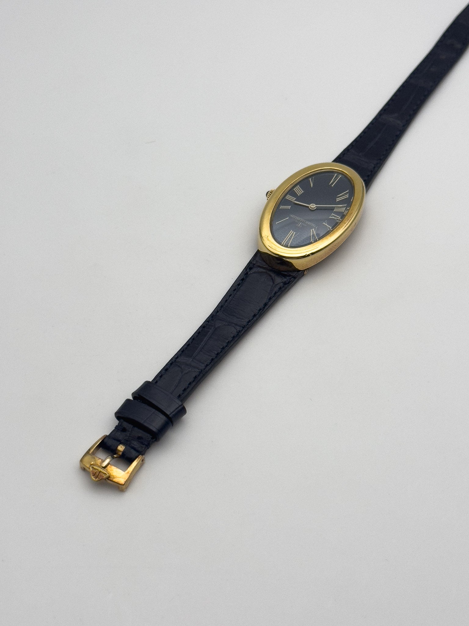 Jaeger-LeCoultre - 9113 Baignoire Or 18k Bleu tapissé - 1970s