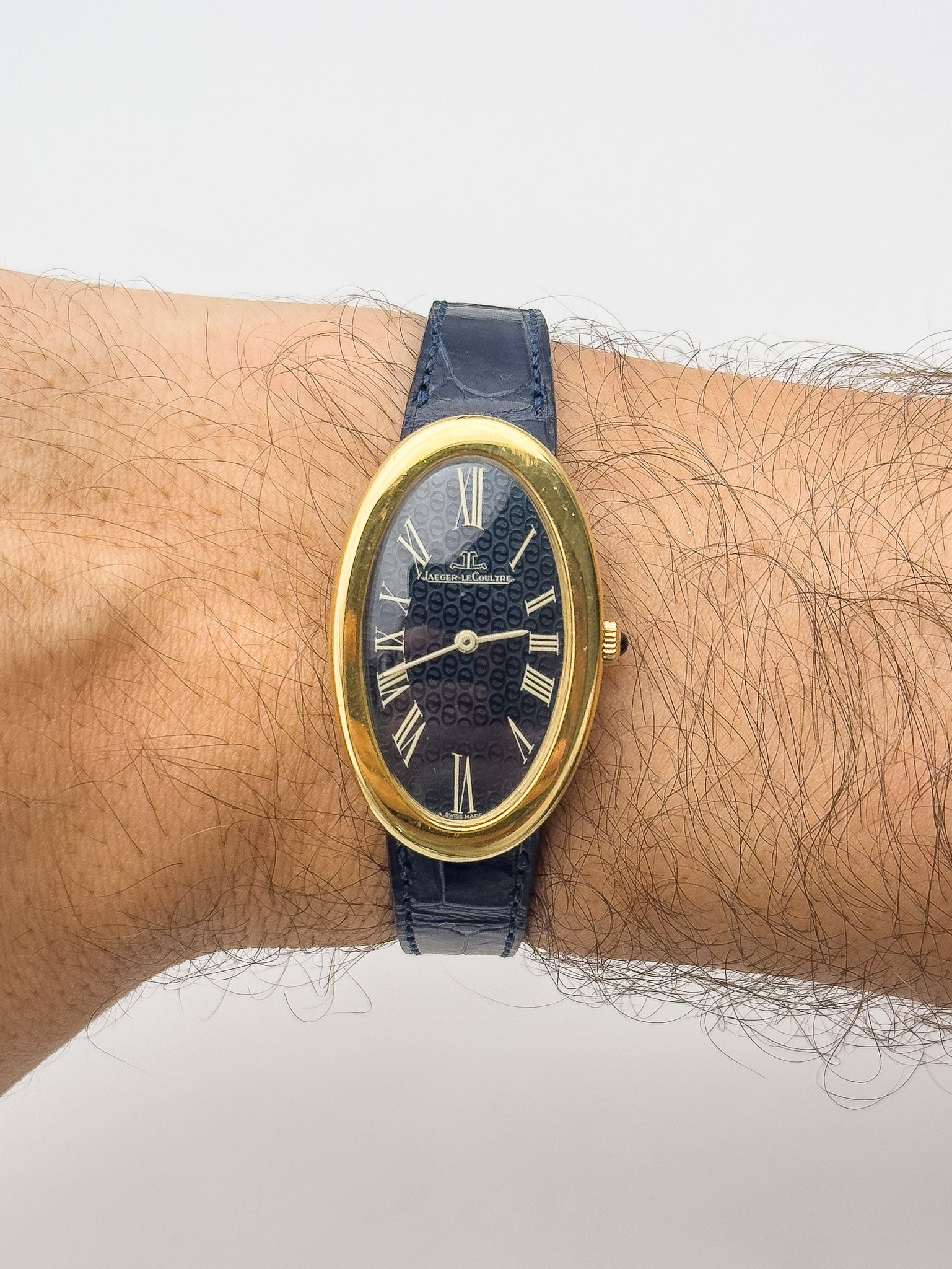 Jaeger-LeCoultre - 9113 Baignoire Or 18k Bleu tapissé - 1970s