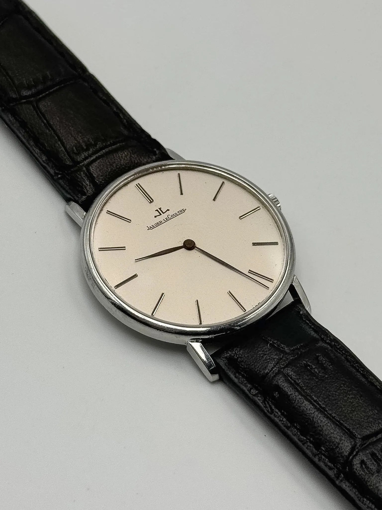 Jaeger-LeCoultre - Dress Watch Acier Extra plate 9226 - 1970s