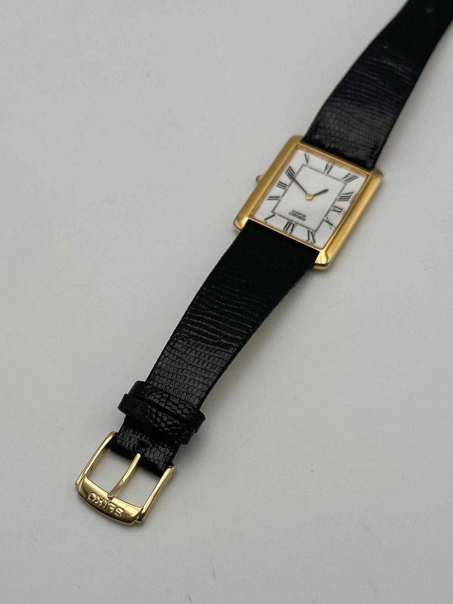 Seiko - Tank Plaqué Or Cadran blanc Cabochon - 1981