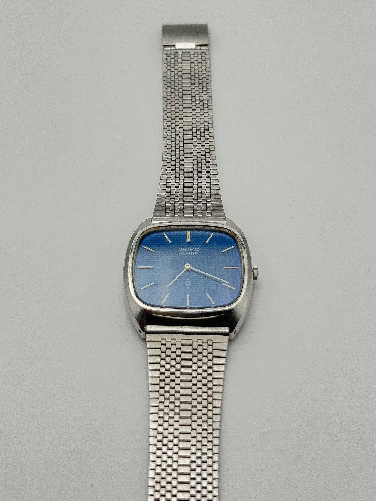 Seiko - Tonneau Nid d'Abeille Bleu - 1976