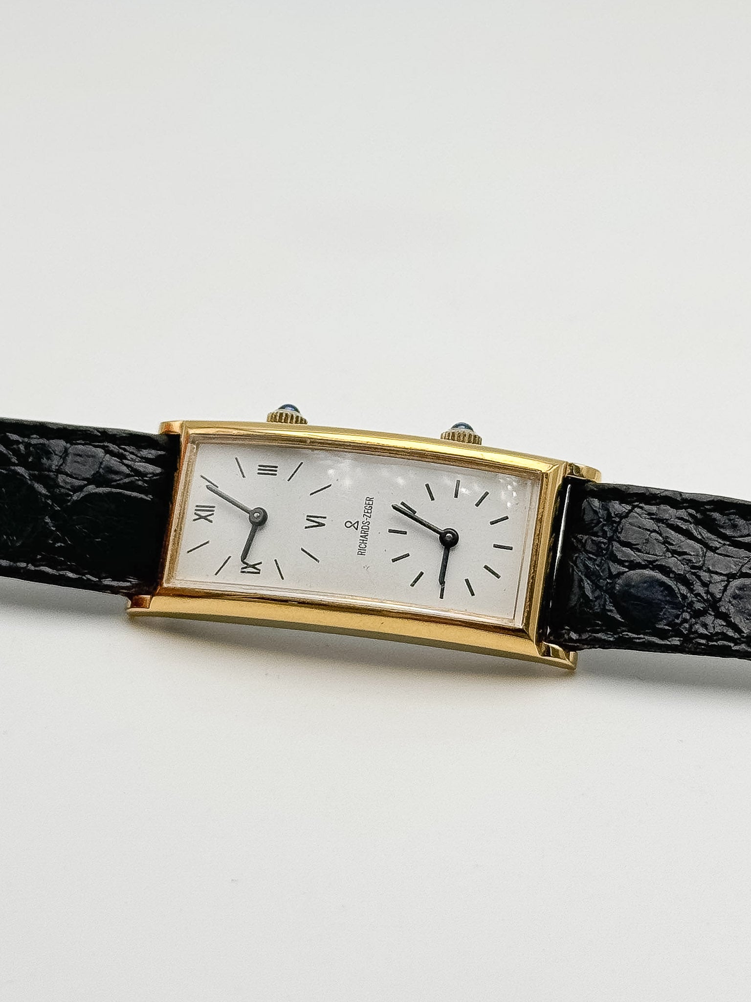 Richards-Zeger - GMT Plaqué or fond blanc double mouvements - 1980s