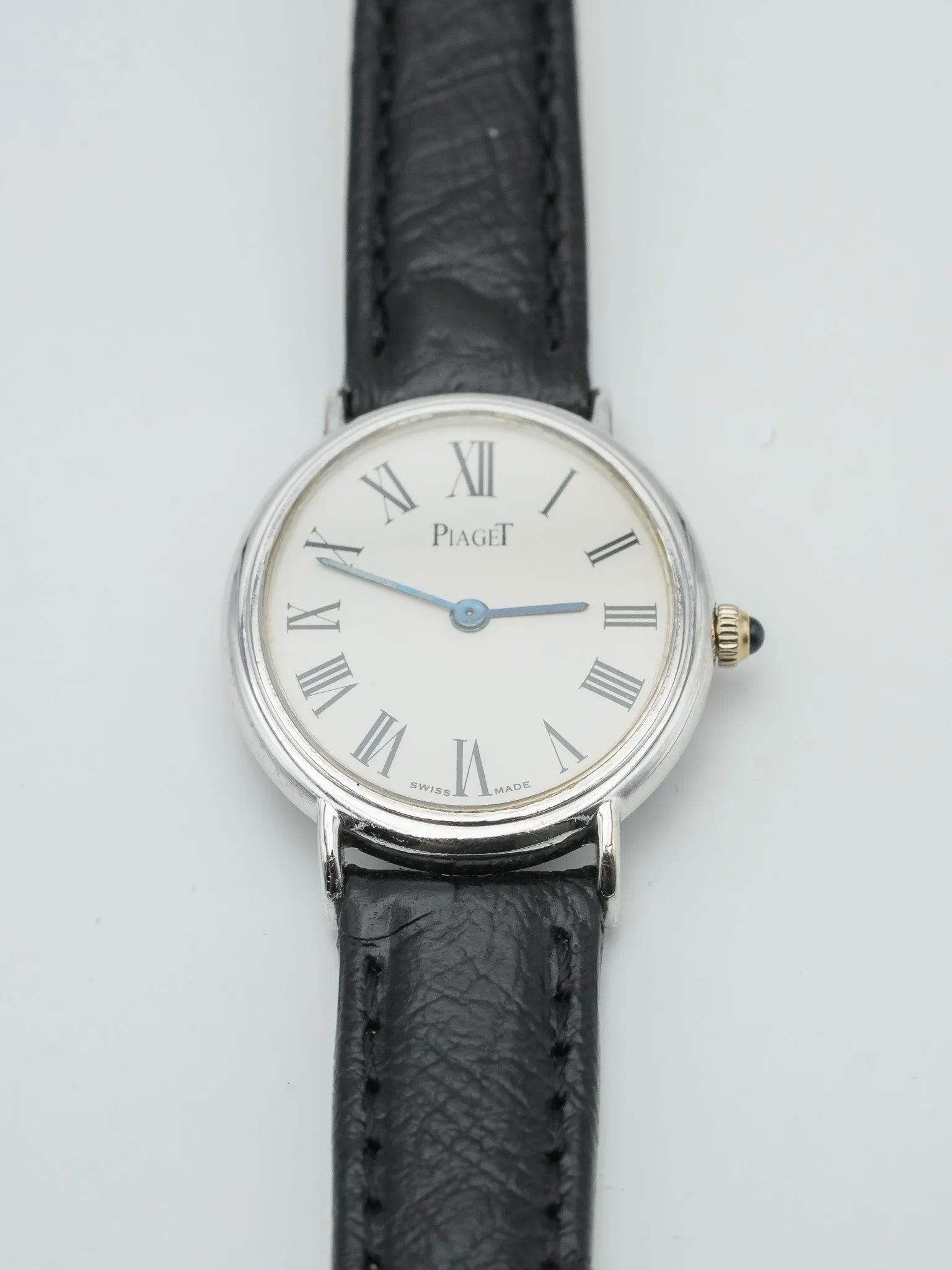 Piaget - 9822 Peite Ellipse Or blanc 18K - 1980s