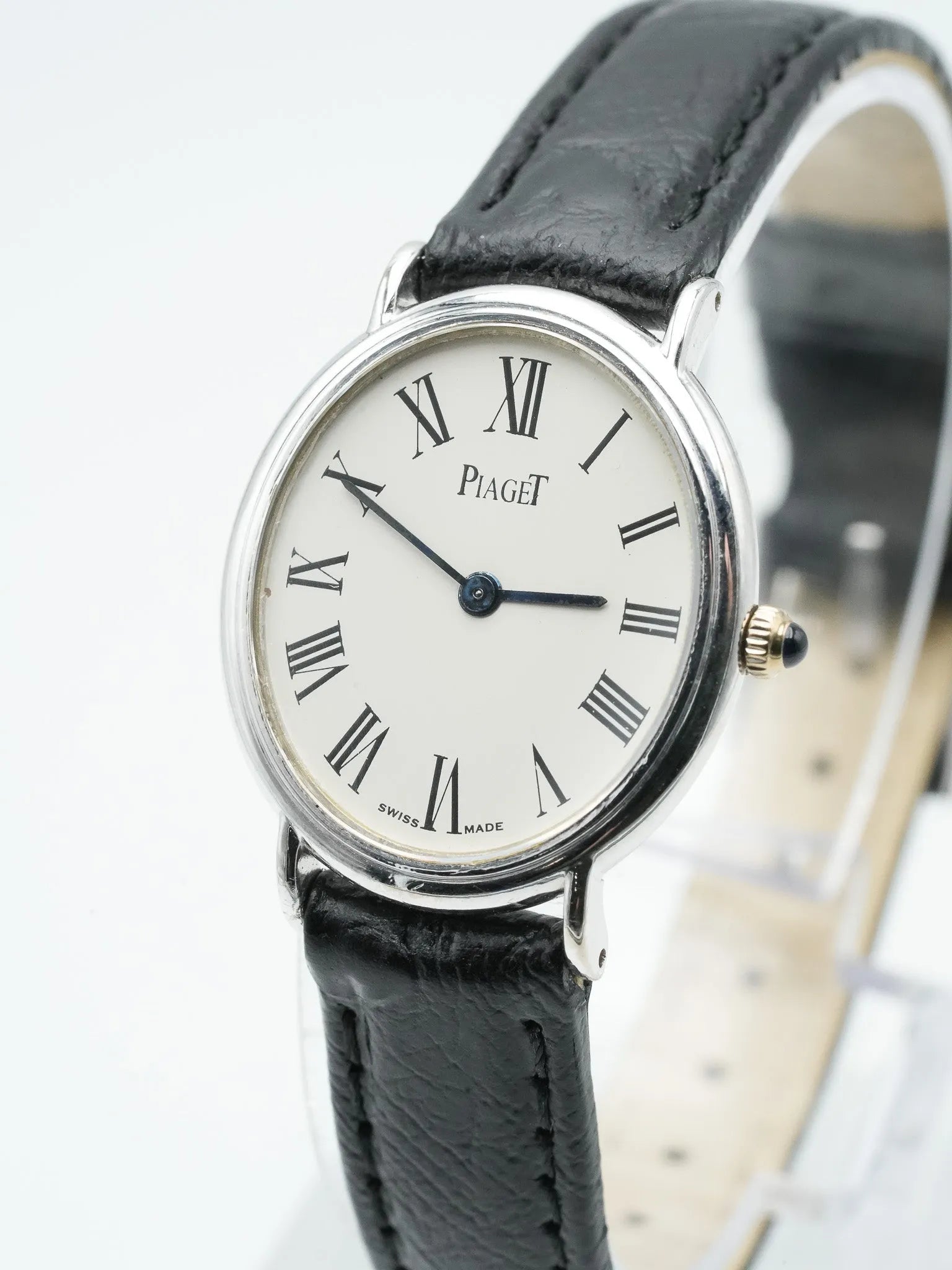 Piaget - 9822 Peite Ellipse Or blanc 18K - 1980s