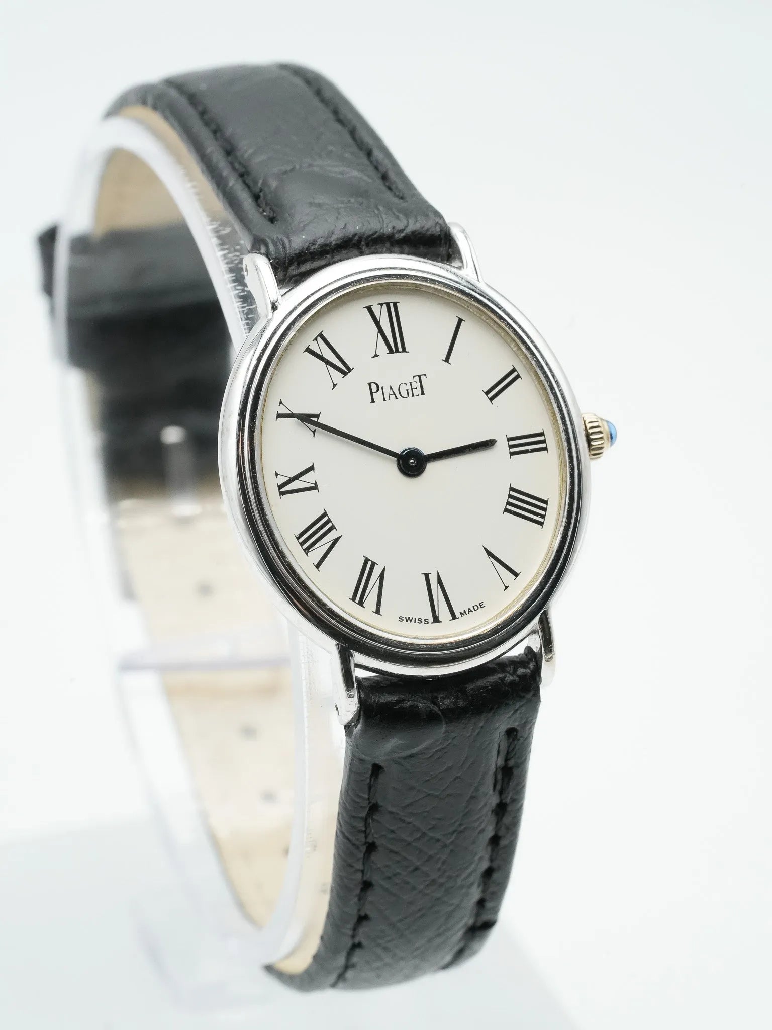 Piaget - 9822 Peite Ellipse Or blanc 18K - 1980s