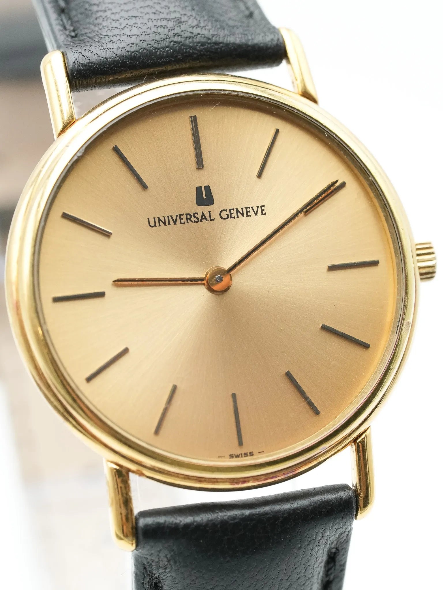 Universal Genève - Gold Circle Ultra Slim - 1980s