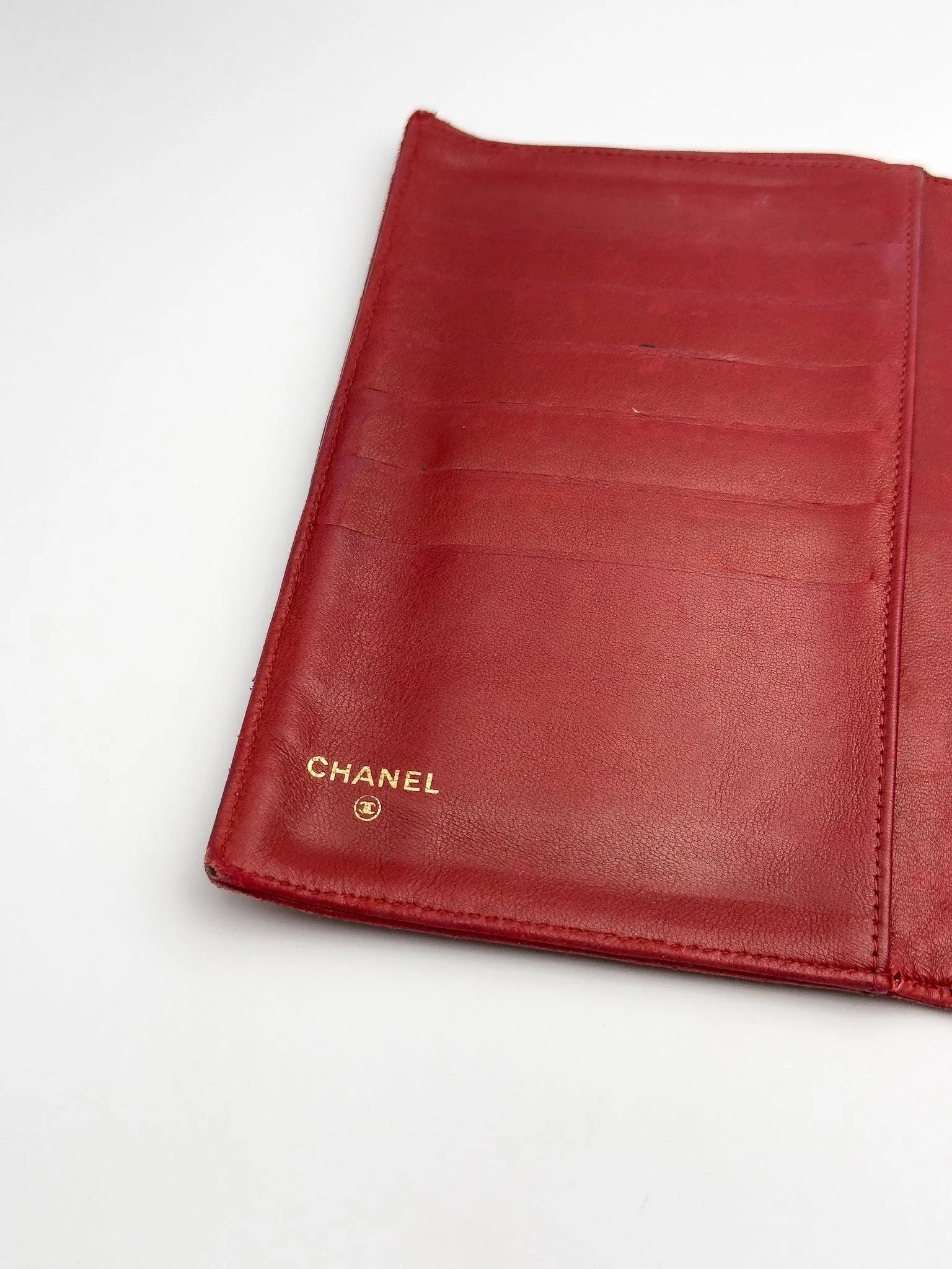 Chanel - Portefeuille Rouge - Atelier Victor