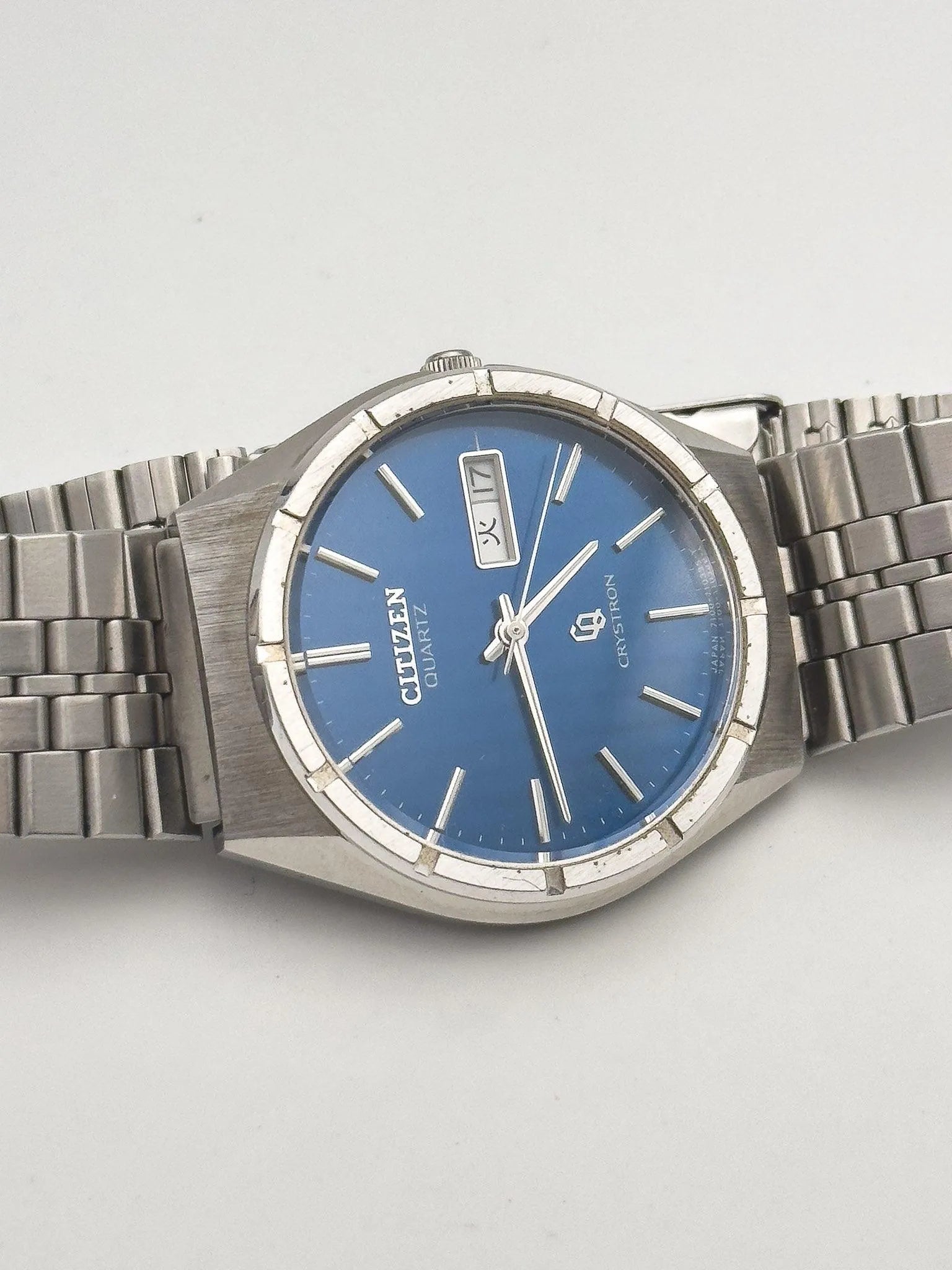 Citizen - Cryston Blue Dial - 1980s - Atelier Victor