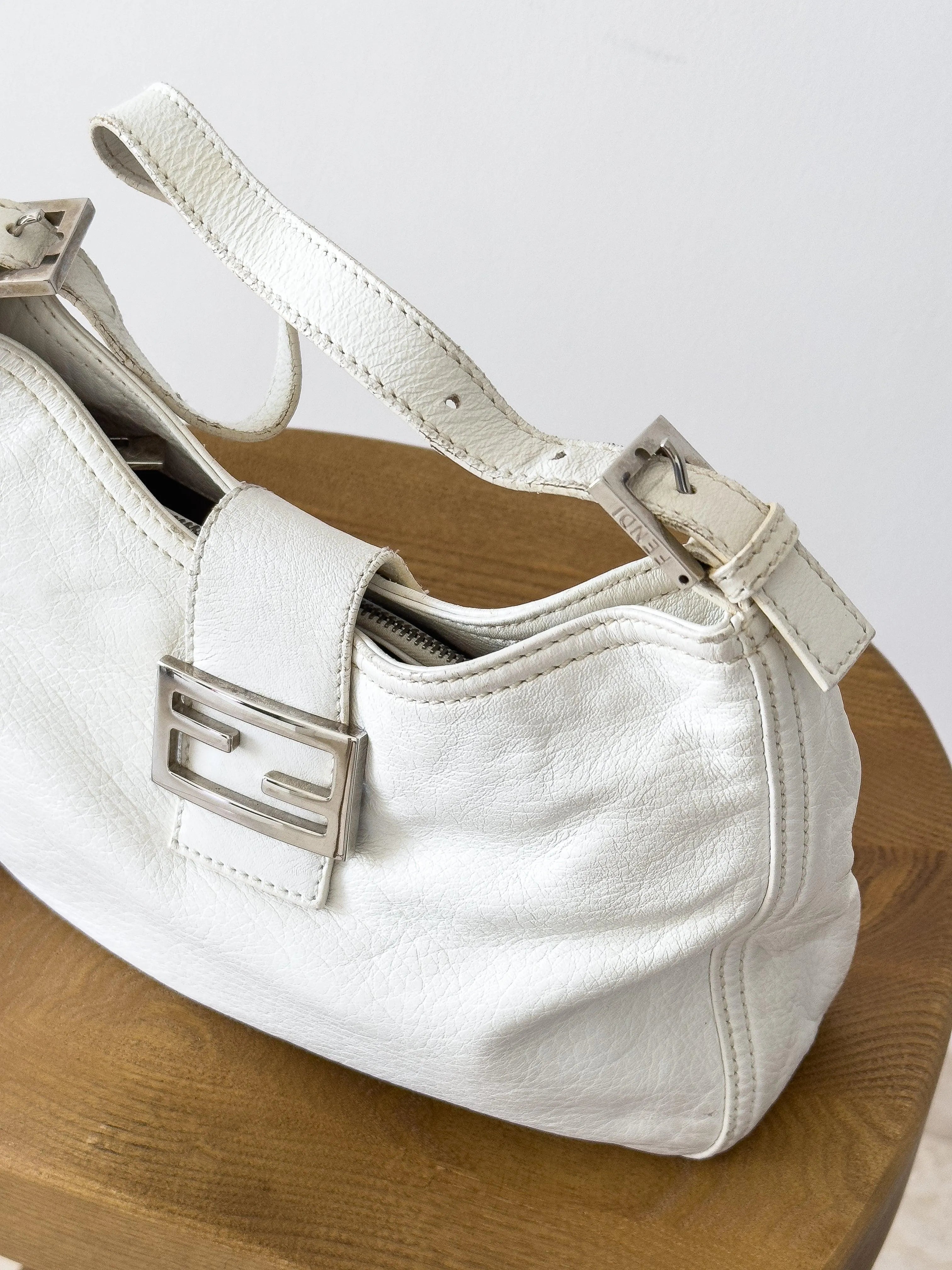 Fendi - Sac à main Baguette Blanc - Atelier Victor