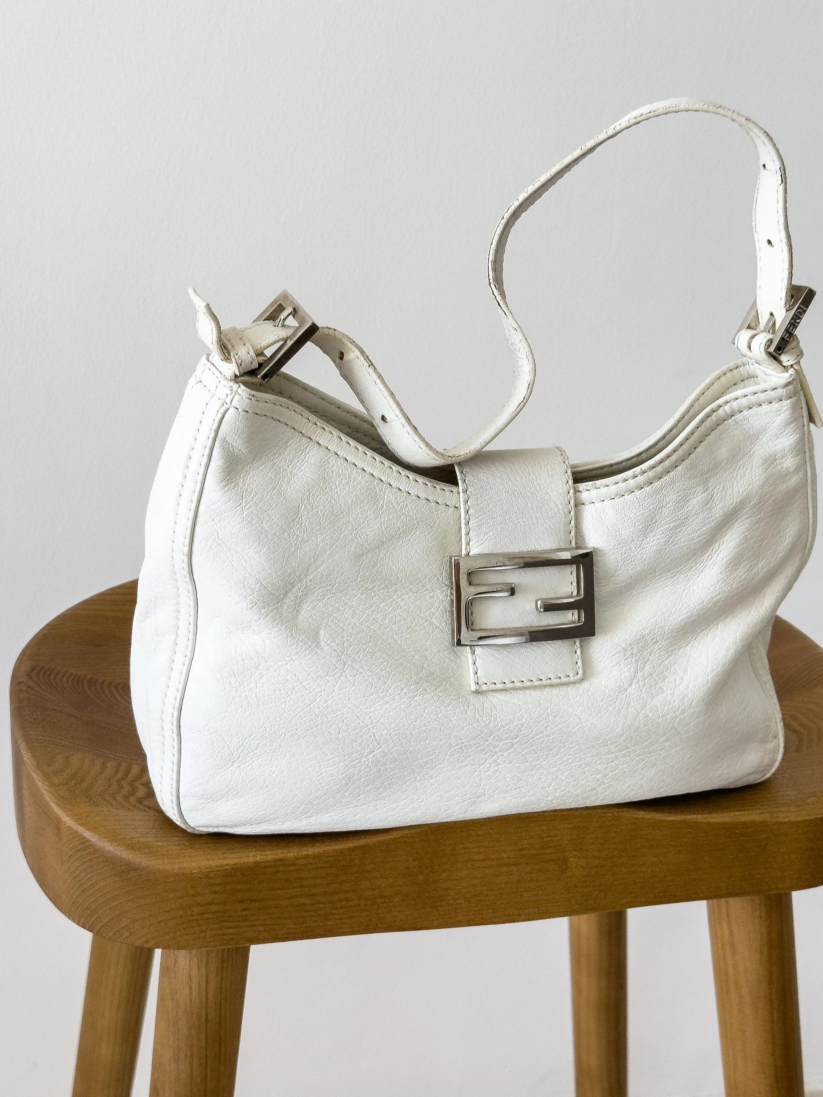 Fendi - Sac à main Baguette Blanc - Atelier Victor