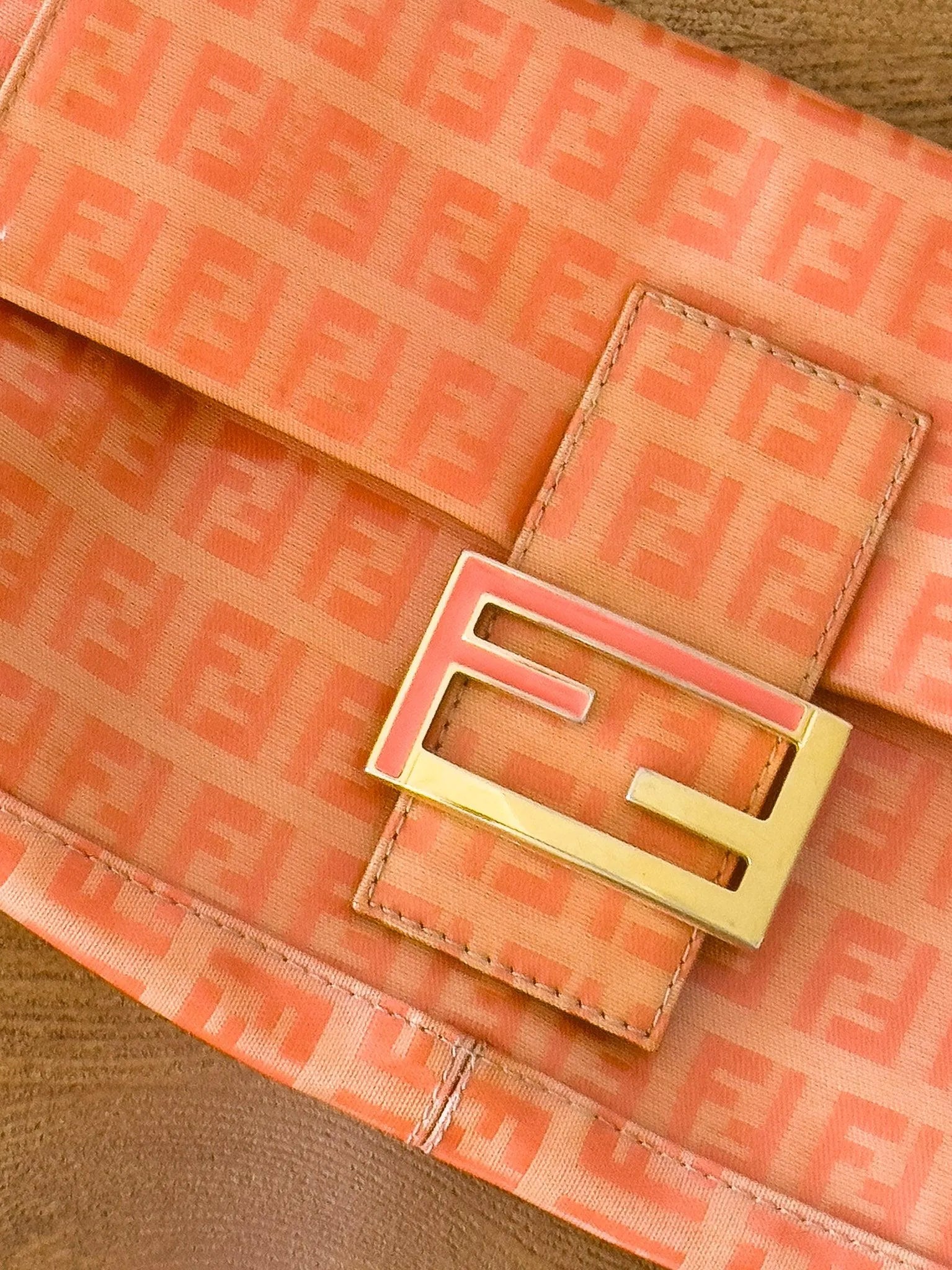 Fendi - Sac à main Baguette Orange - Atelier Victor