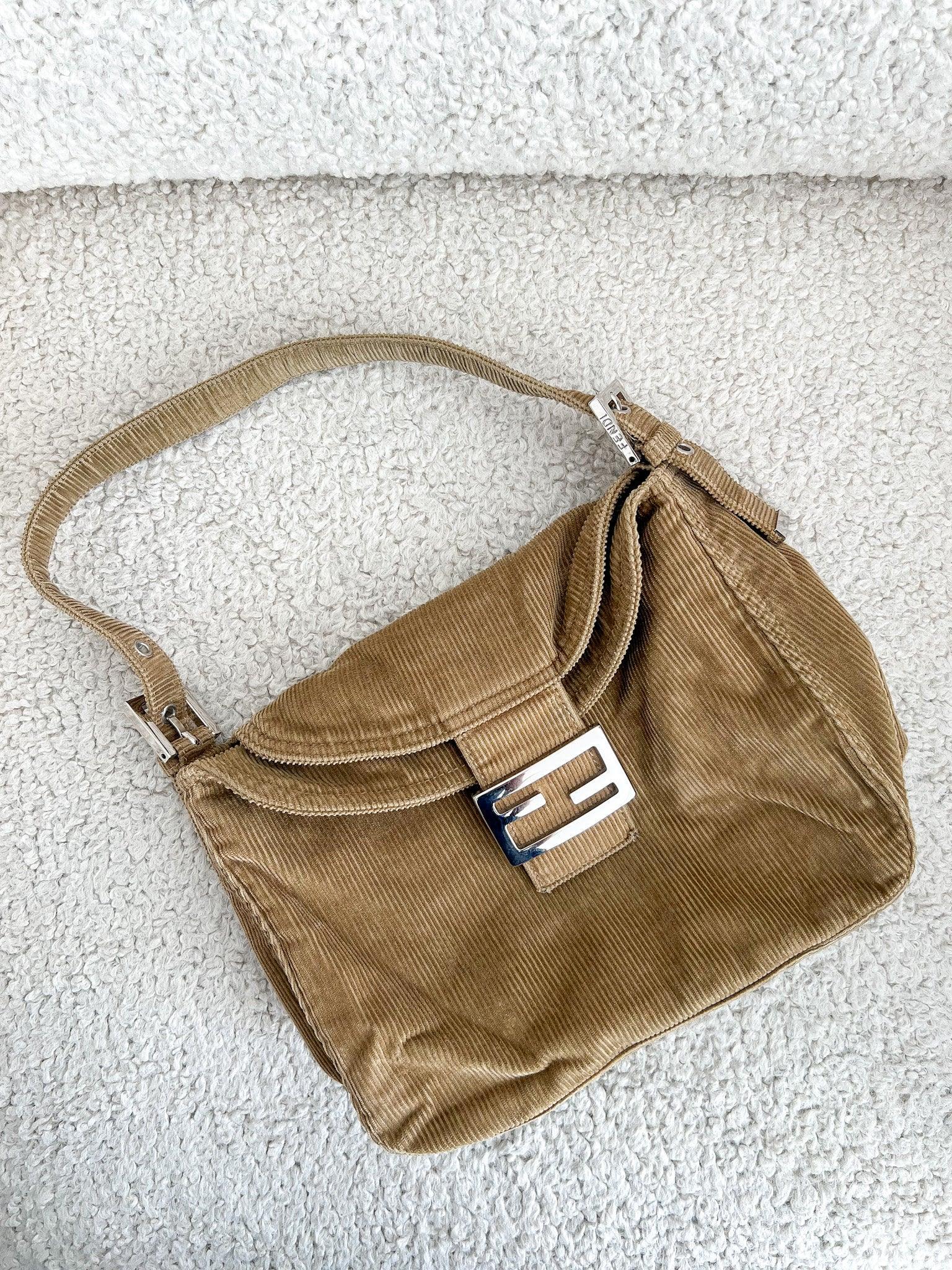 Fendi - Sac à main Mamma Baguette Suede - Atelier Victor