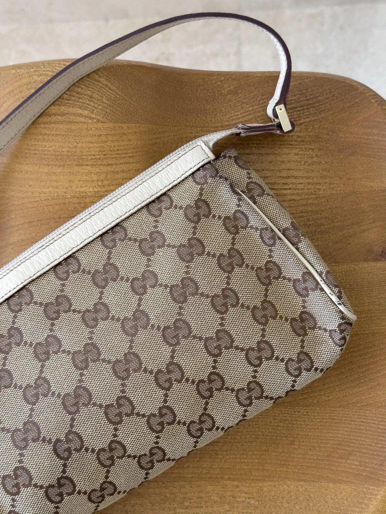 Gucci - Sac à main Abbey en toile - Atelier Victor