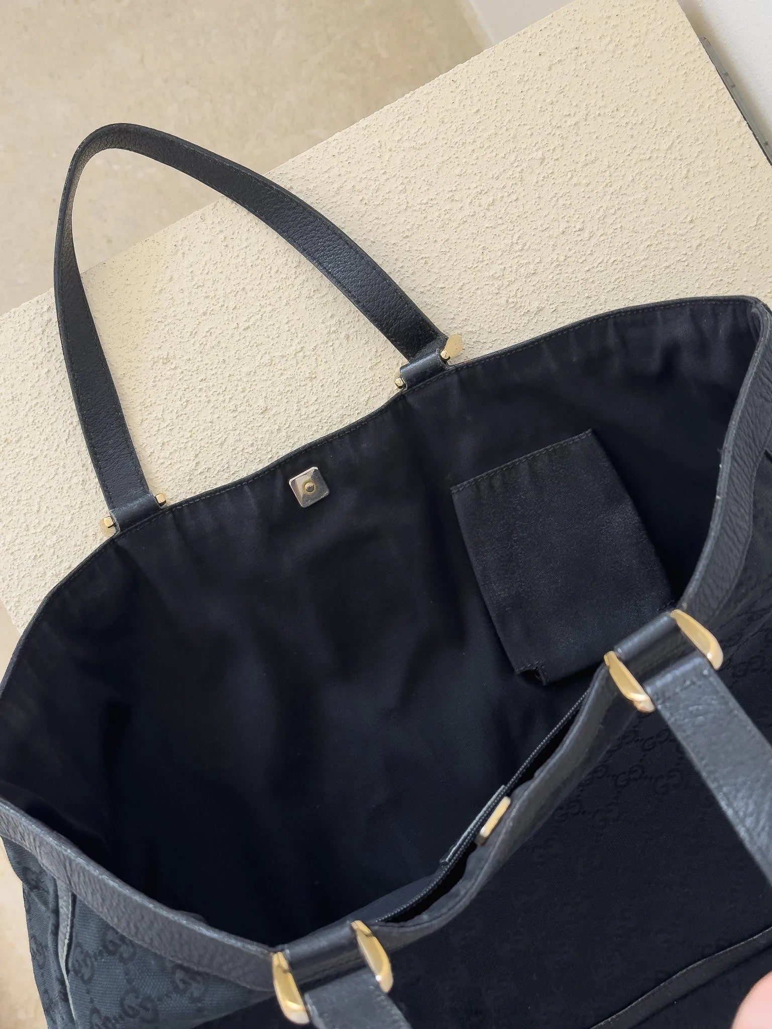 Gucci - Sac cabas GG Abbey noir - Atelier Victor