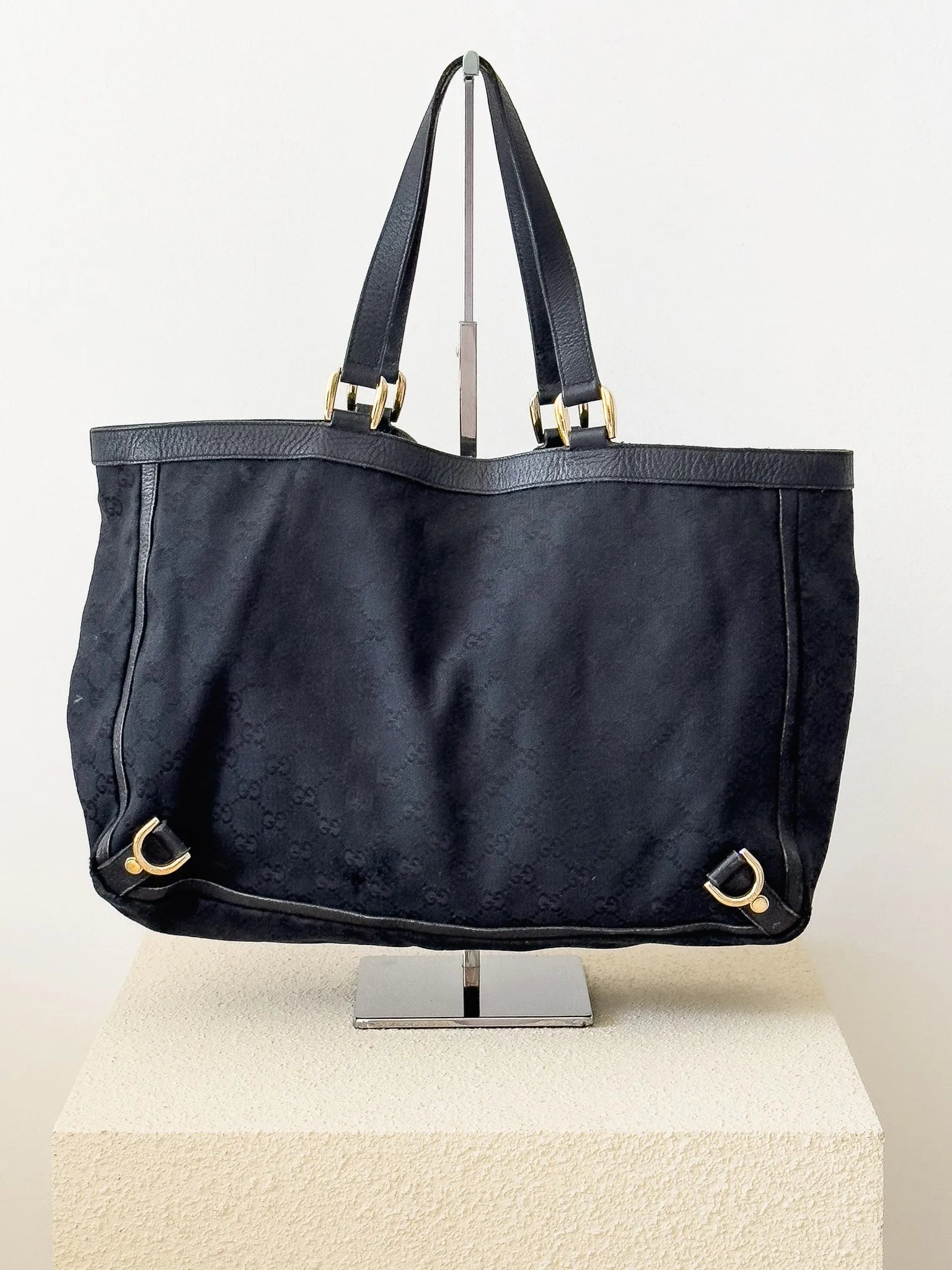 Gucci - Sac cabas GG Abbey noir - Atelier Victor