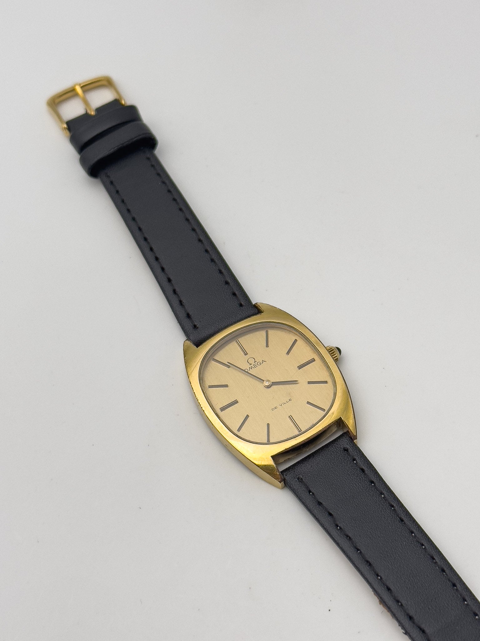 Omega - De Ville Ellipse Gold - 1976