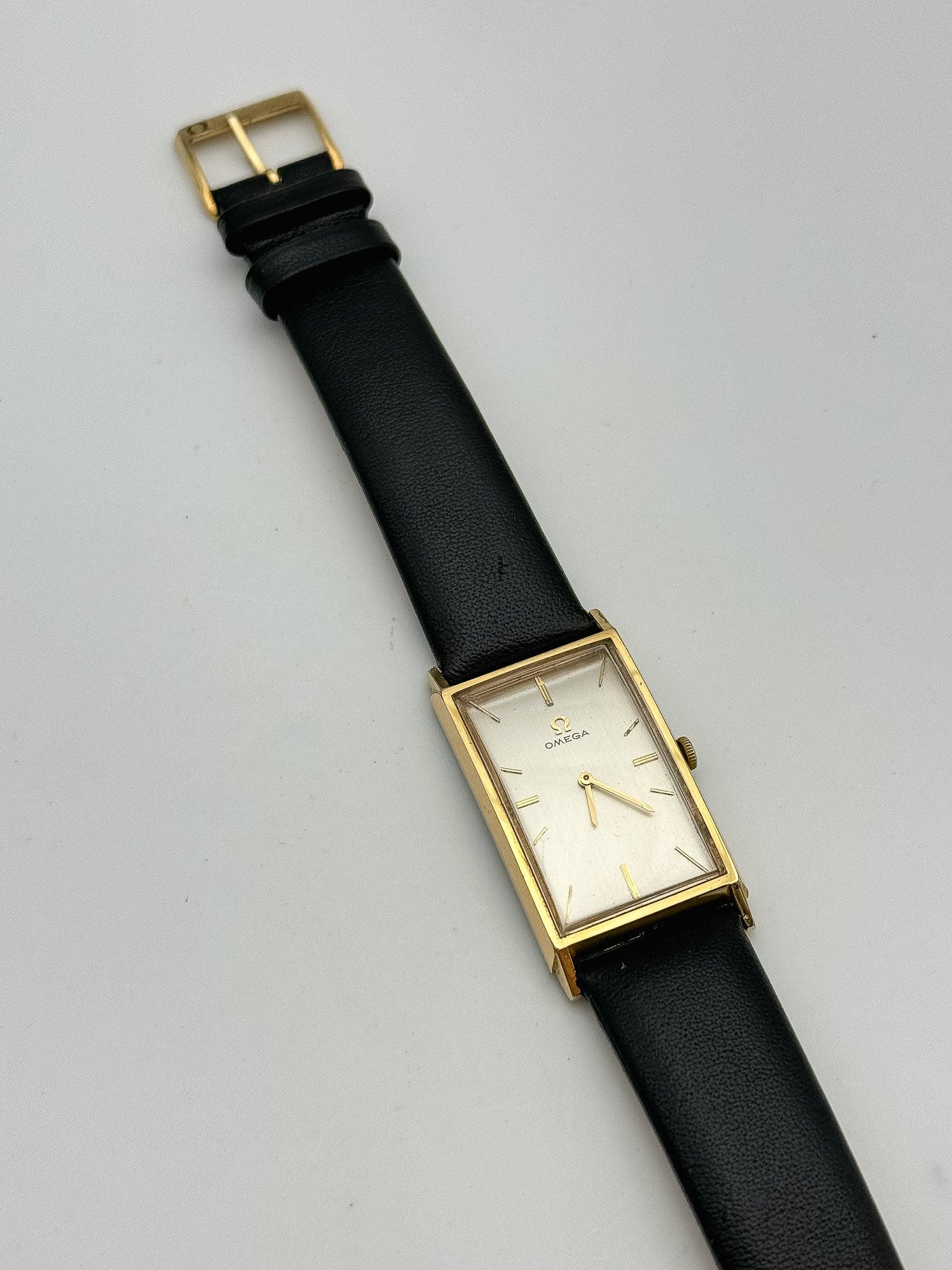 Omega - De Ville Curved Tank XL Oro - Caja - 1965