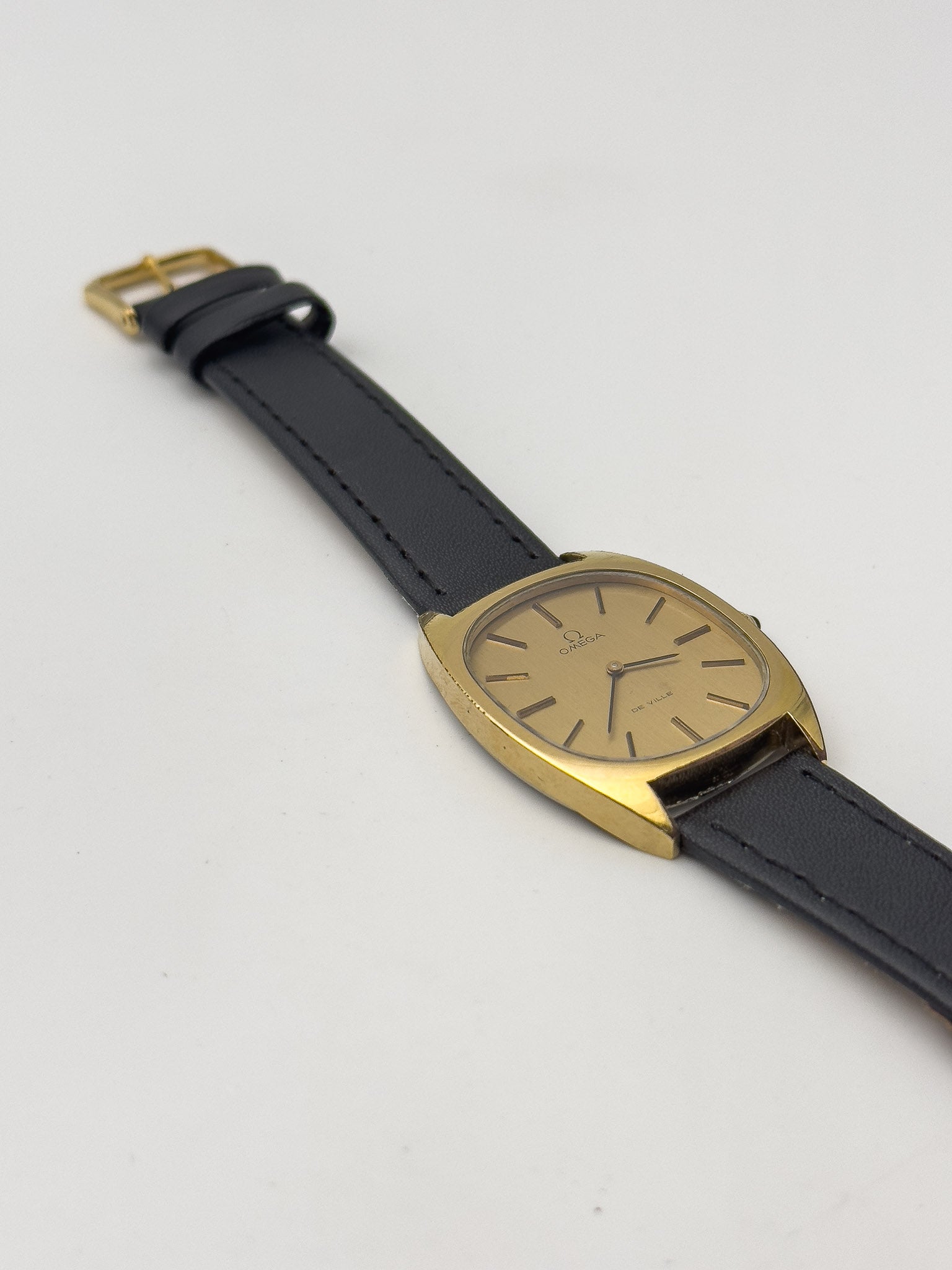 Omega - De Ville Ellipse Gold - 1976