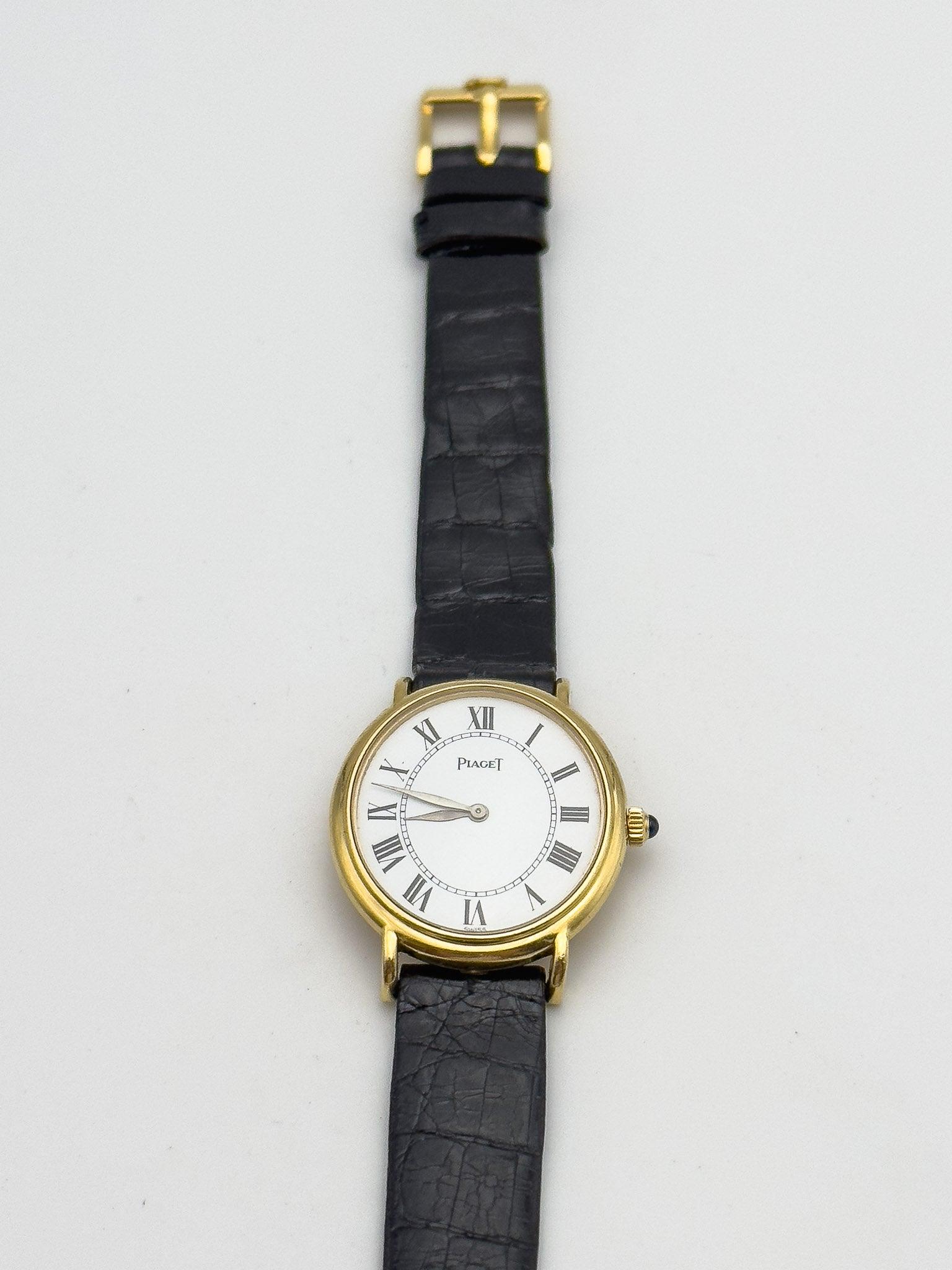 Piaget - Small Ellipse 18k Gold - 1980's