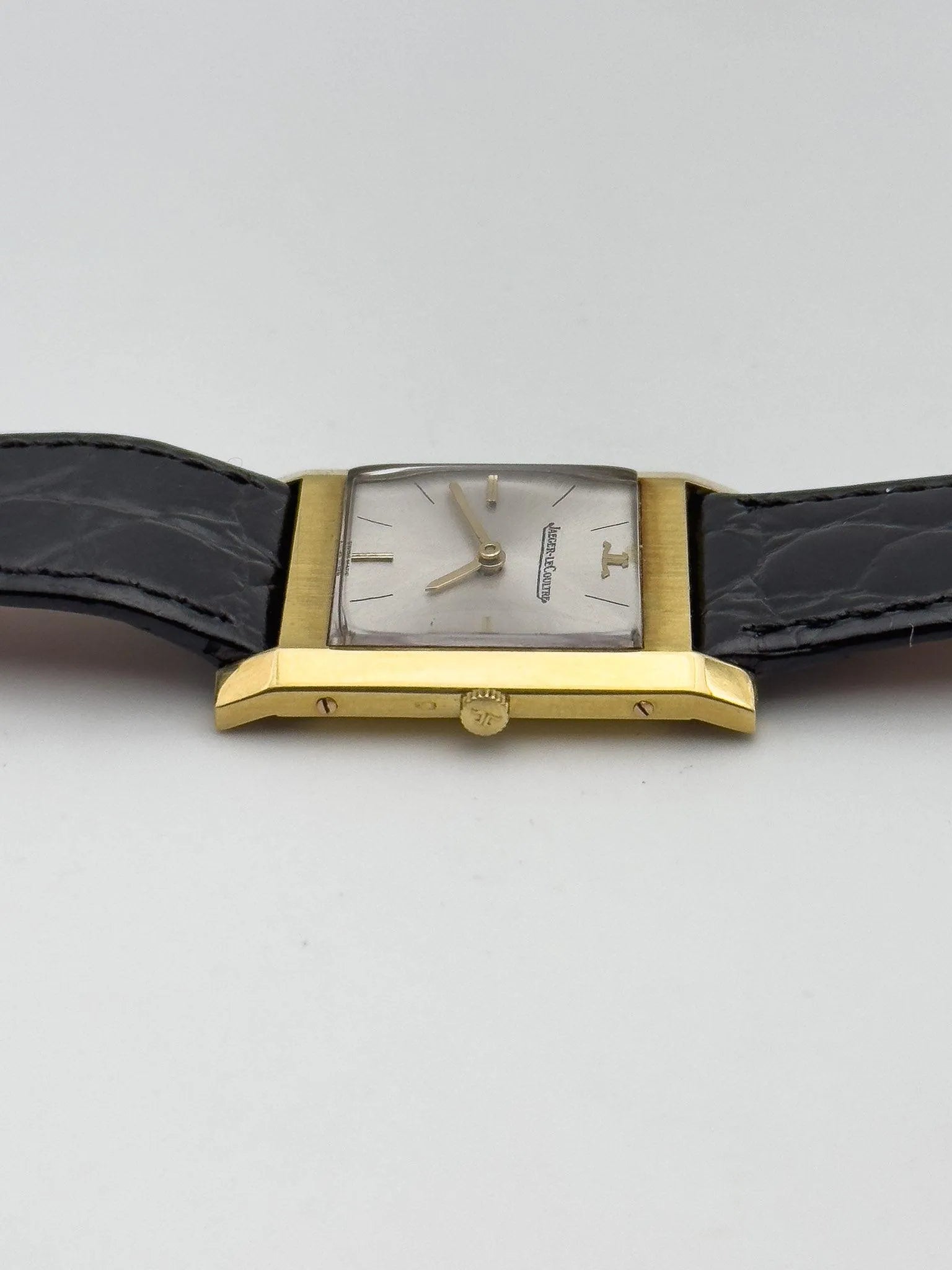 Jaeger-Lecoultre - Tank 18k Gold - Full Set - 1968 - Atelier Victor