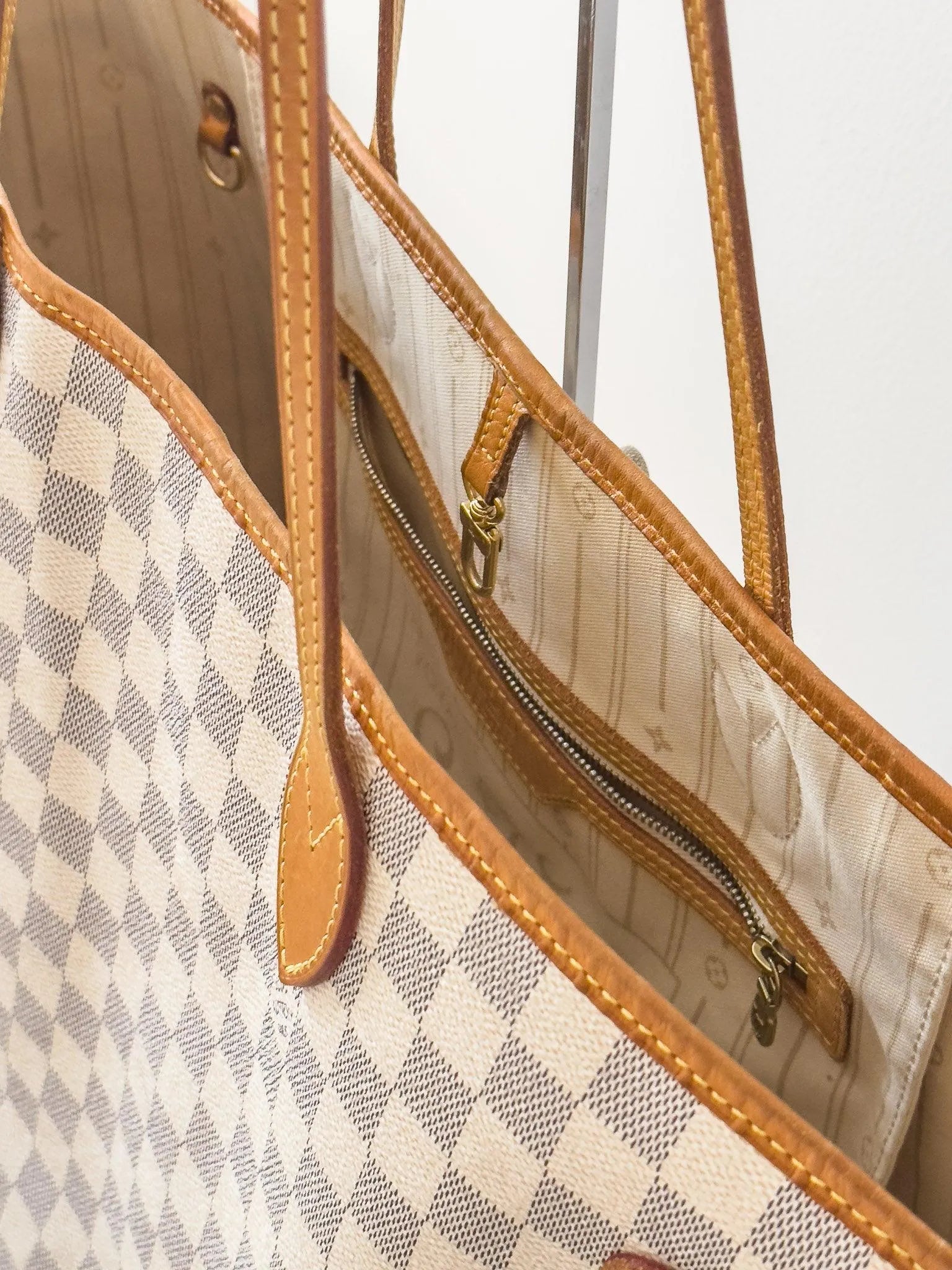 Louis Vuitton - Neverfull Beige - Atelier Victor