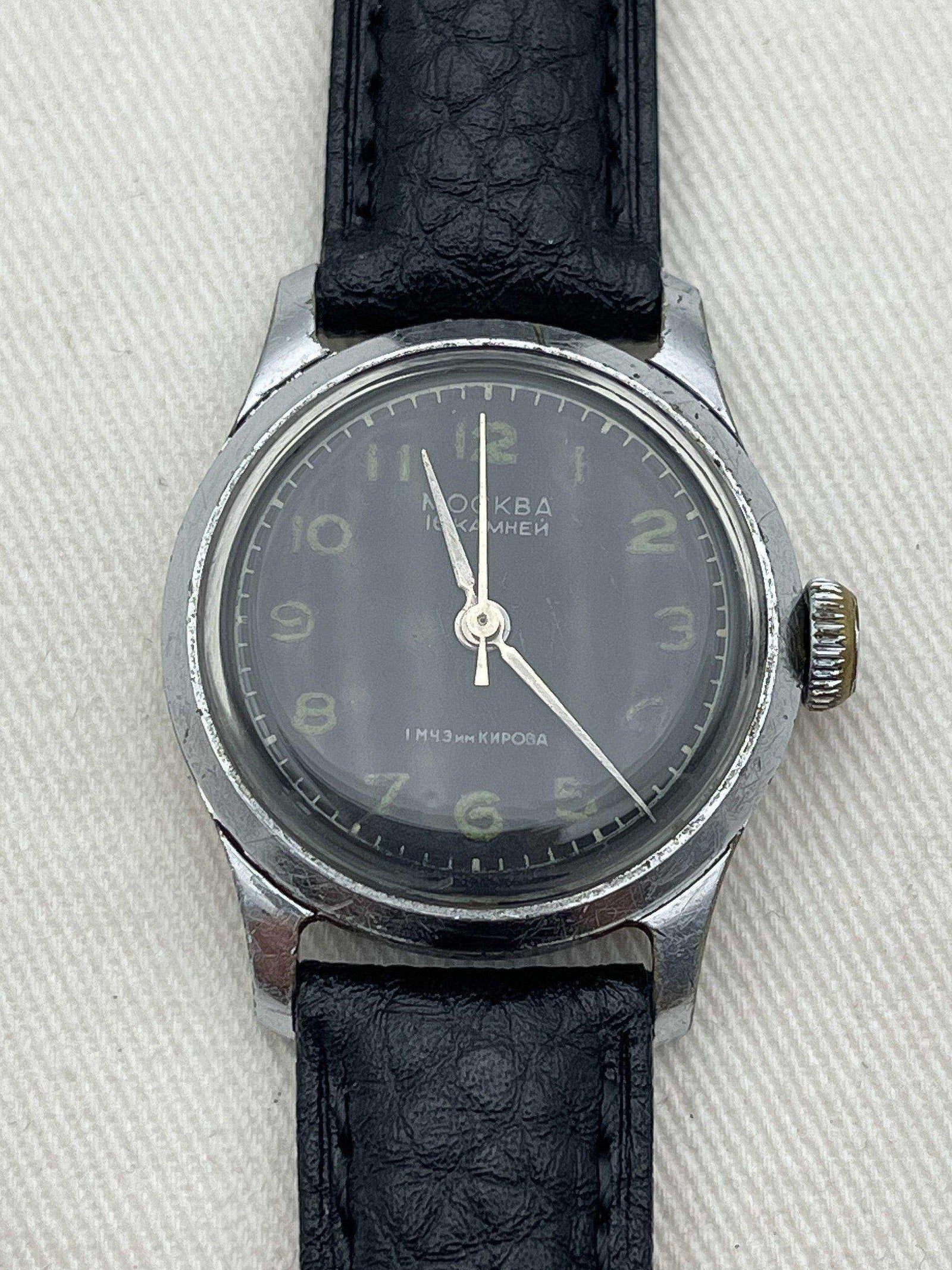 Montres soviétiques Mockba-miltaire-index-1950-atelier-victor-2