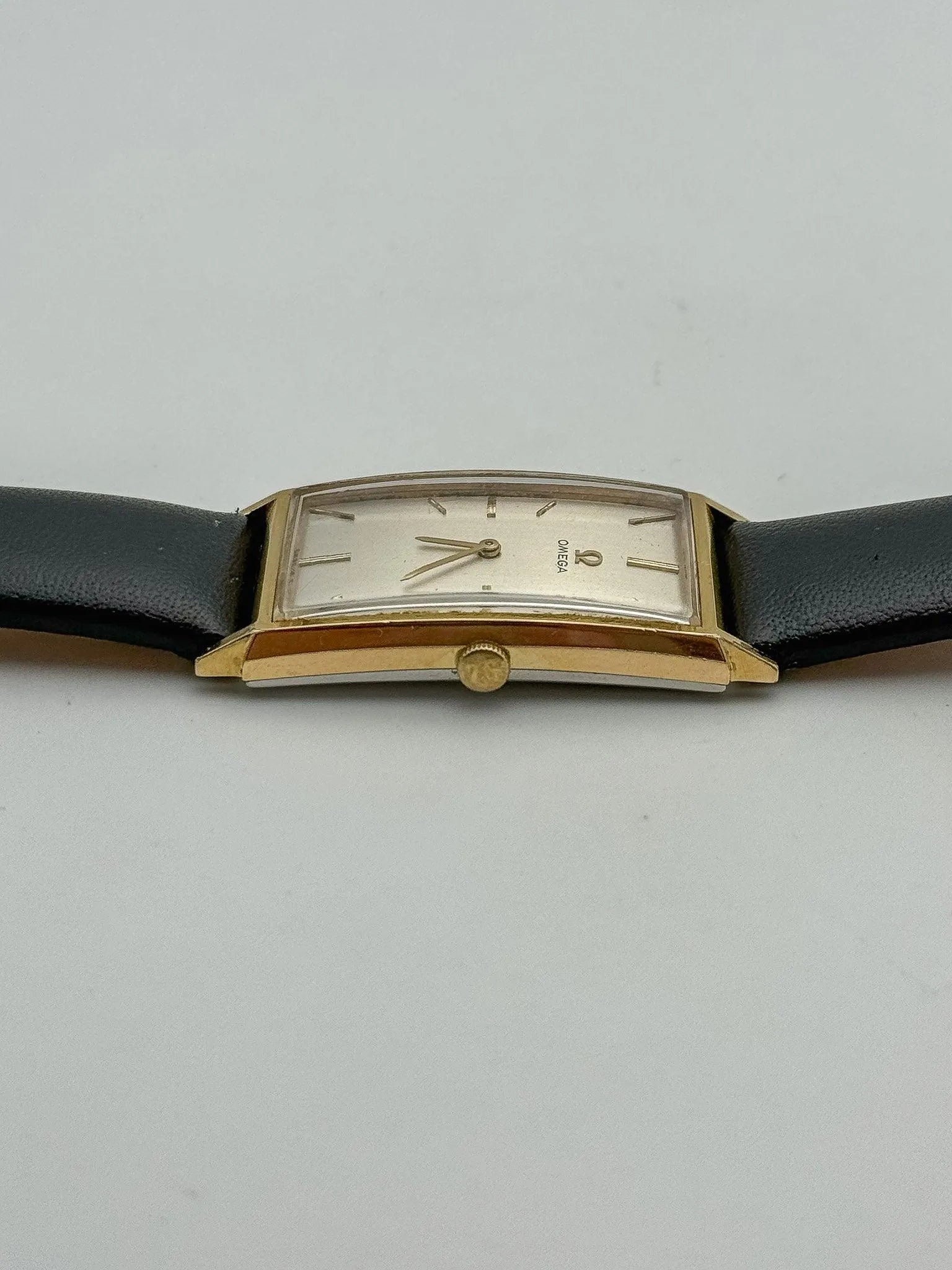 Omega - De Ville Curved Tank XL Gold - Box - 1965 - Atelier Victor