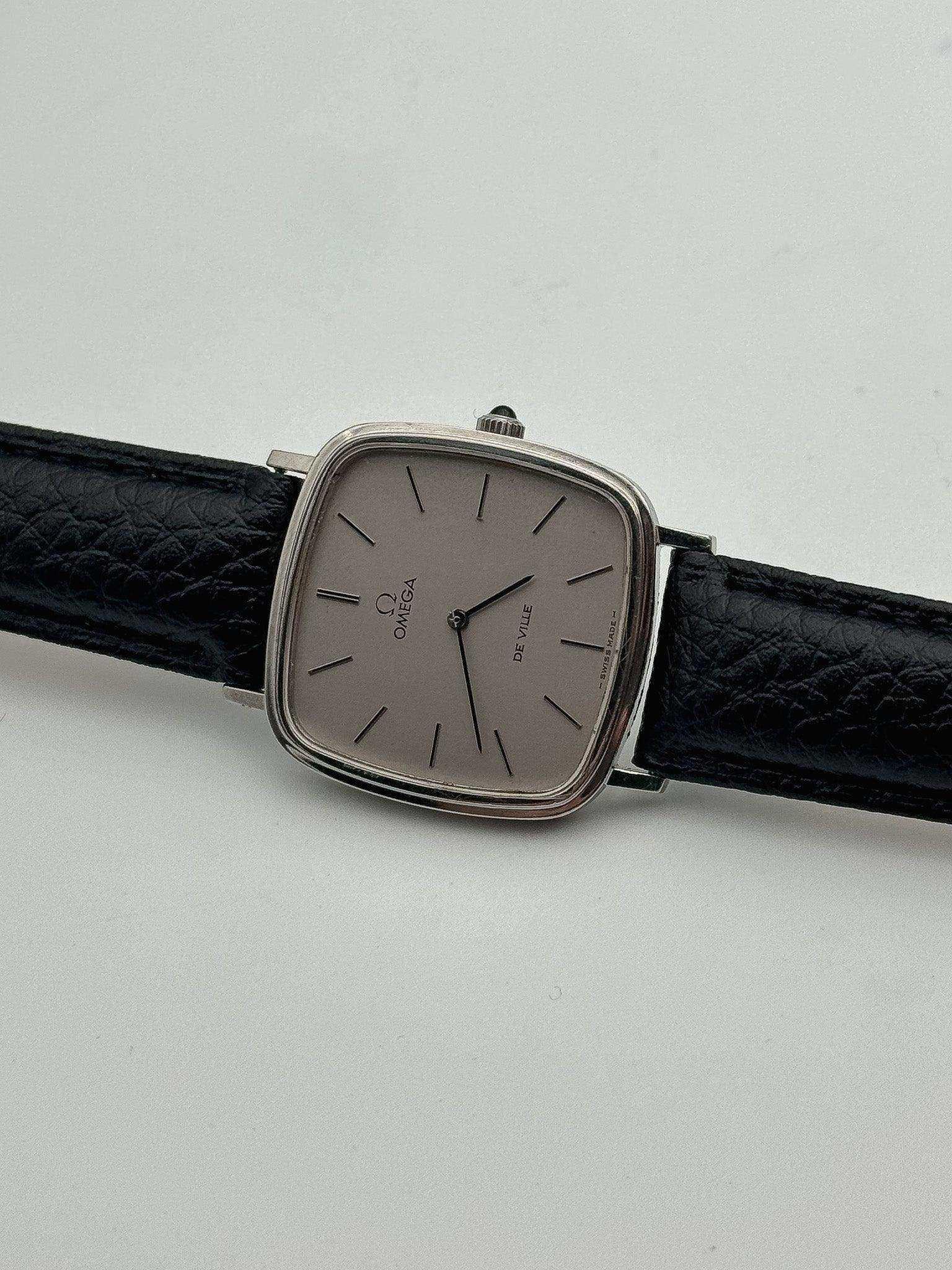 Omega - De Ville Square Cabochon - 1977 - Atelier Victor