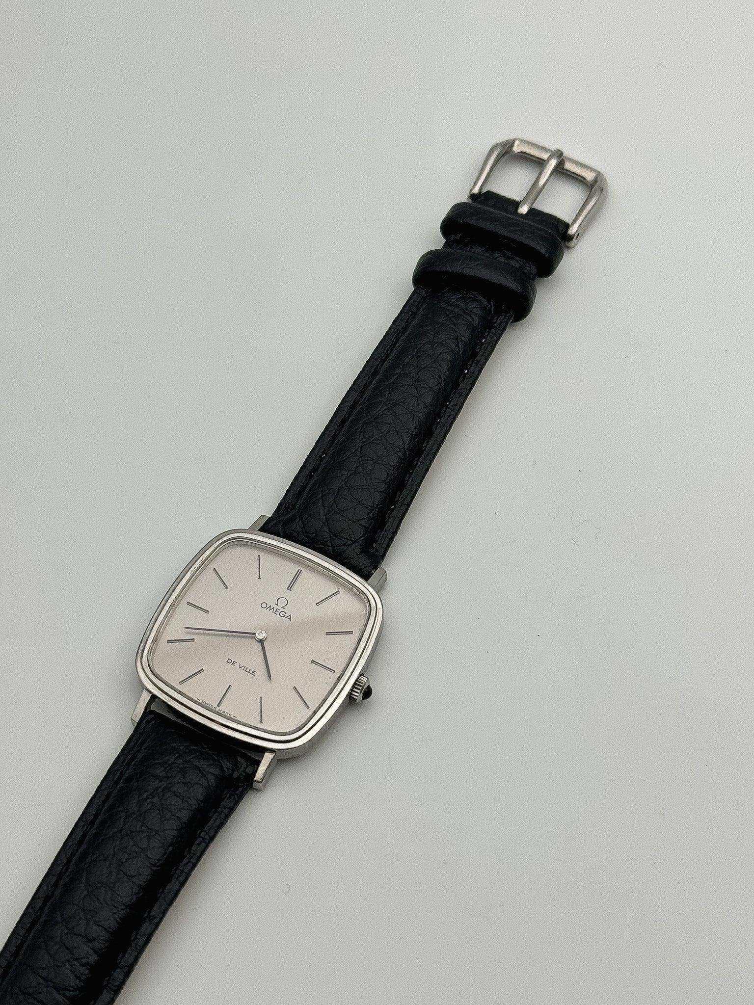 Omega - De Ville Square Cabochon - 1977 - Atelier Victor