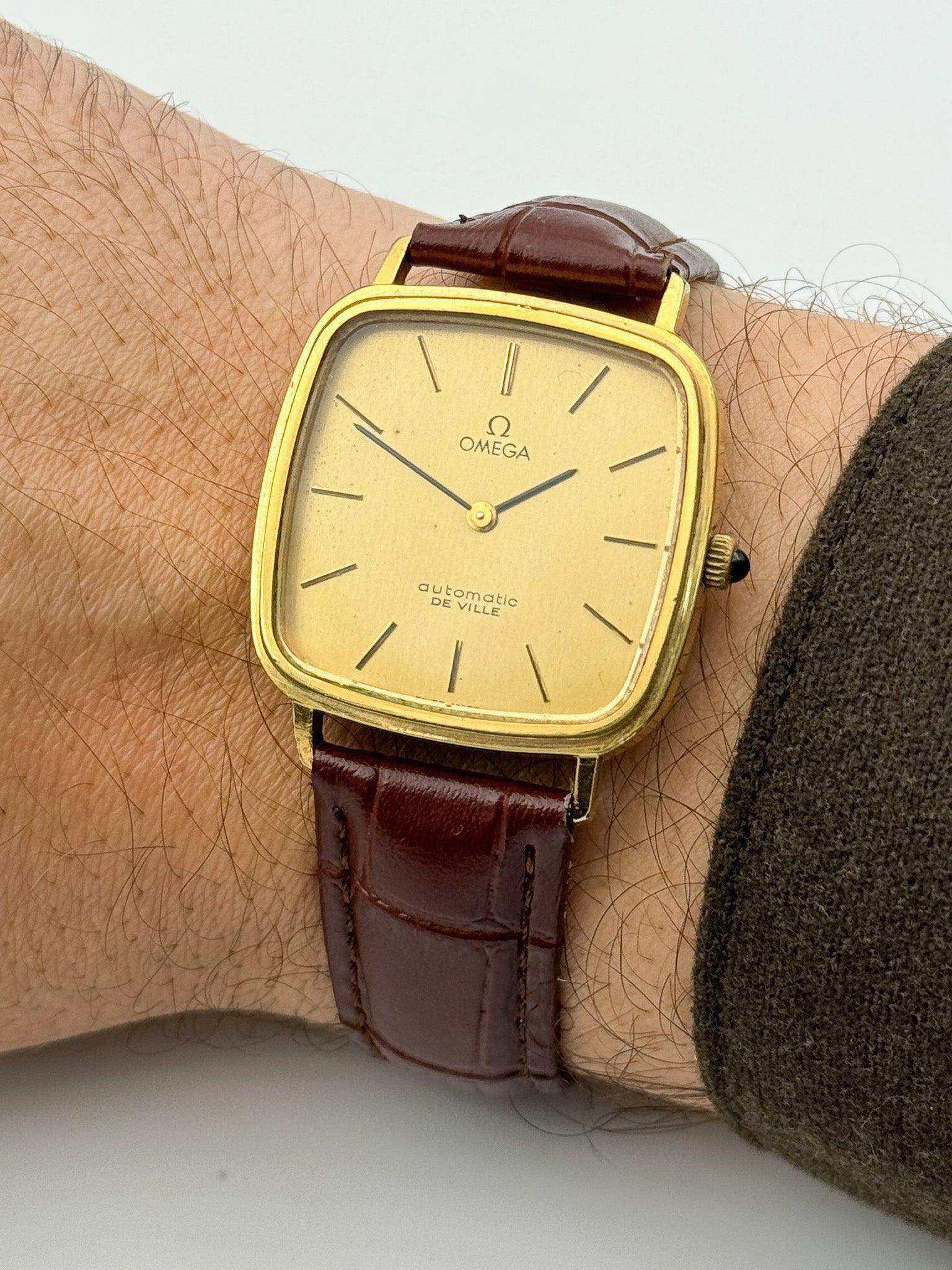 Omega - De Ville Square Gold Cabochon - 1973 - Atelier Victor