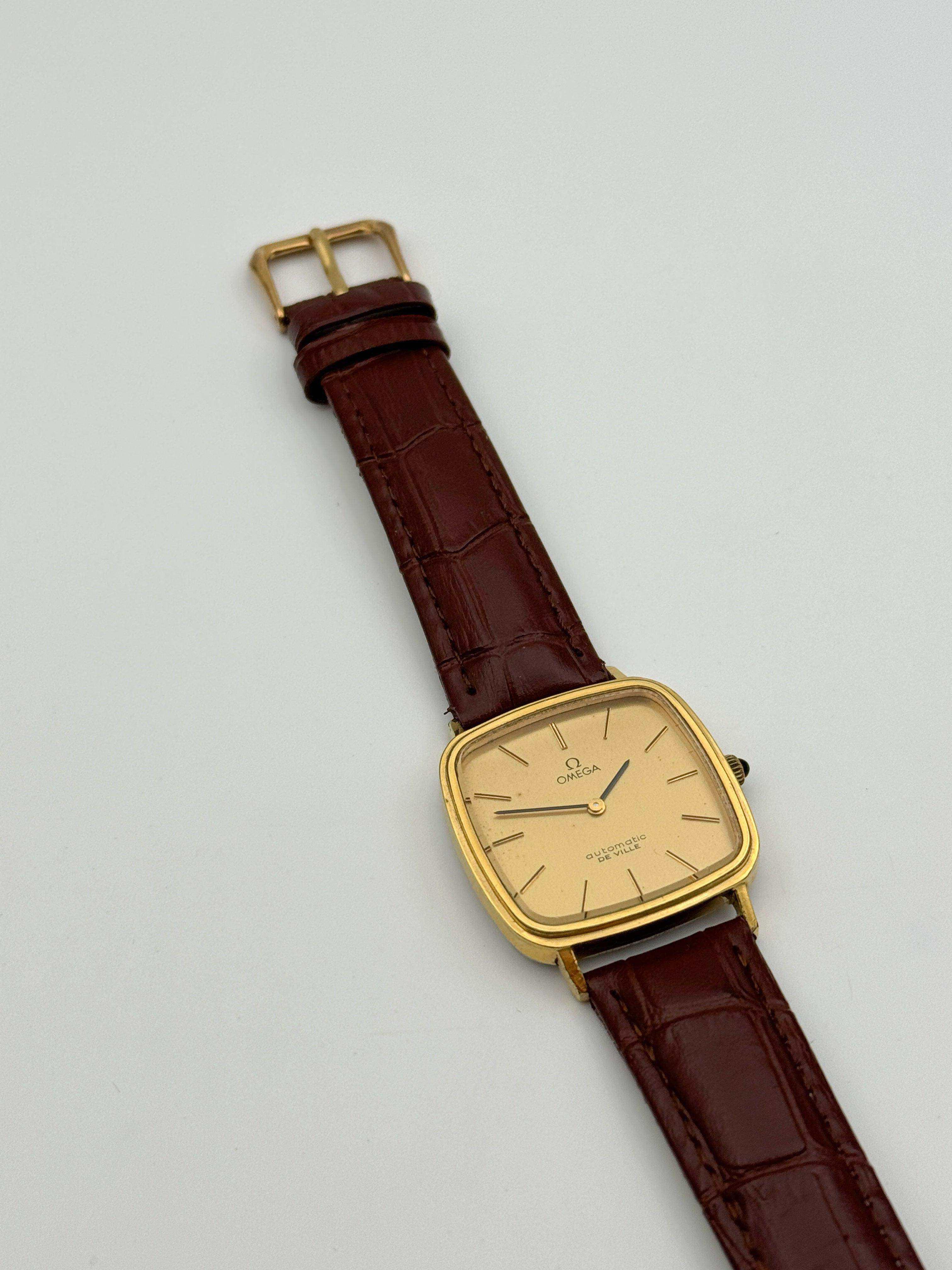 Omega - De Ville Square Gold Cabochon - 1973 - Atelier Victor