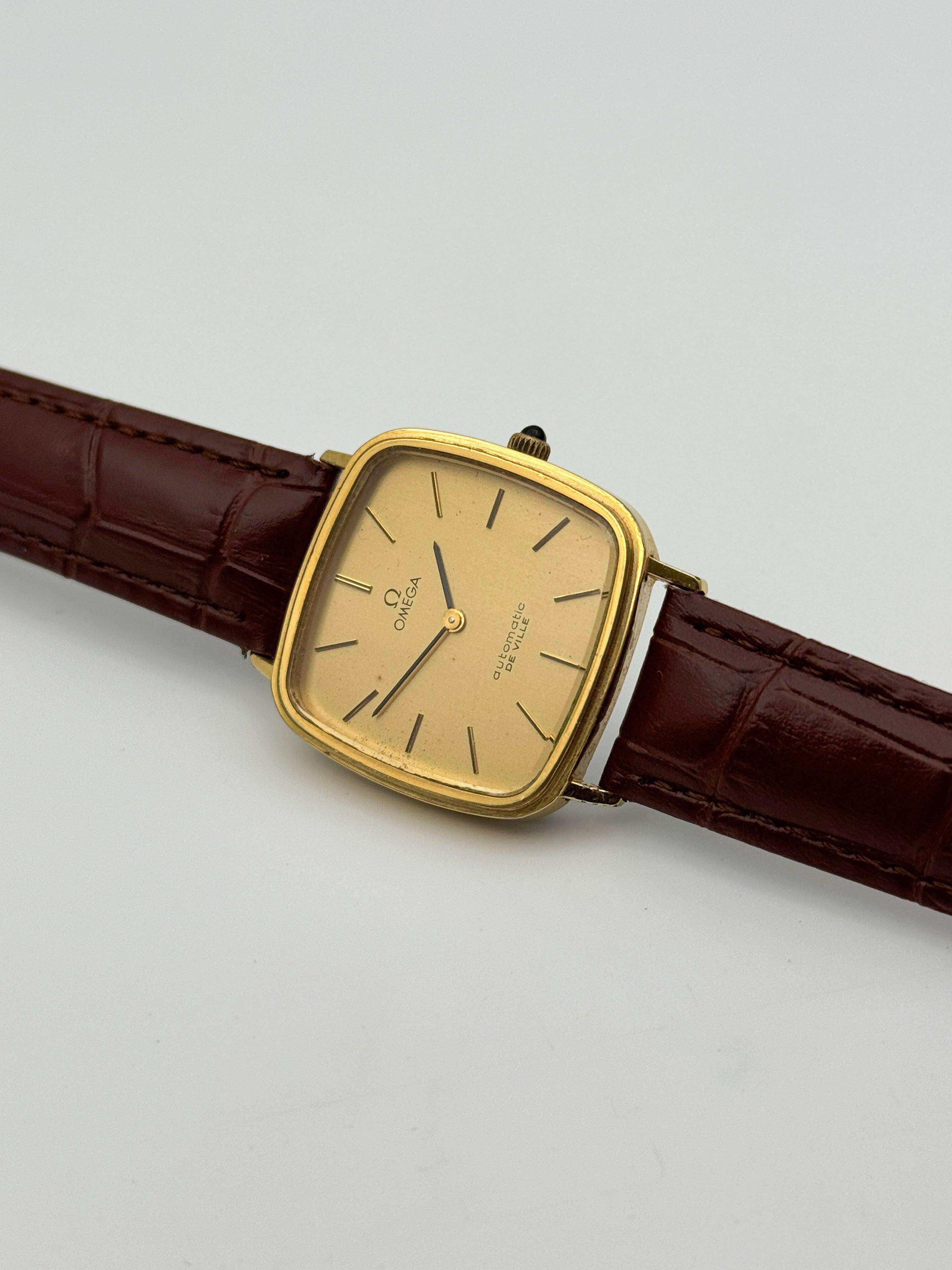 Omega - De Ville Square Gold Cabochon - 1973 - Atelier Victor