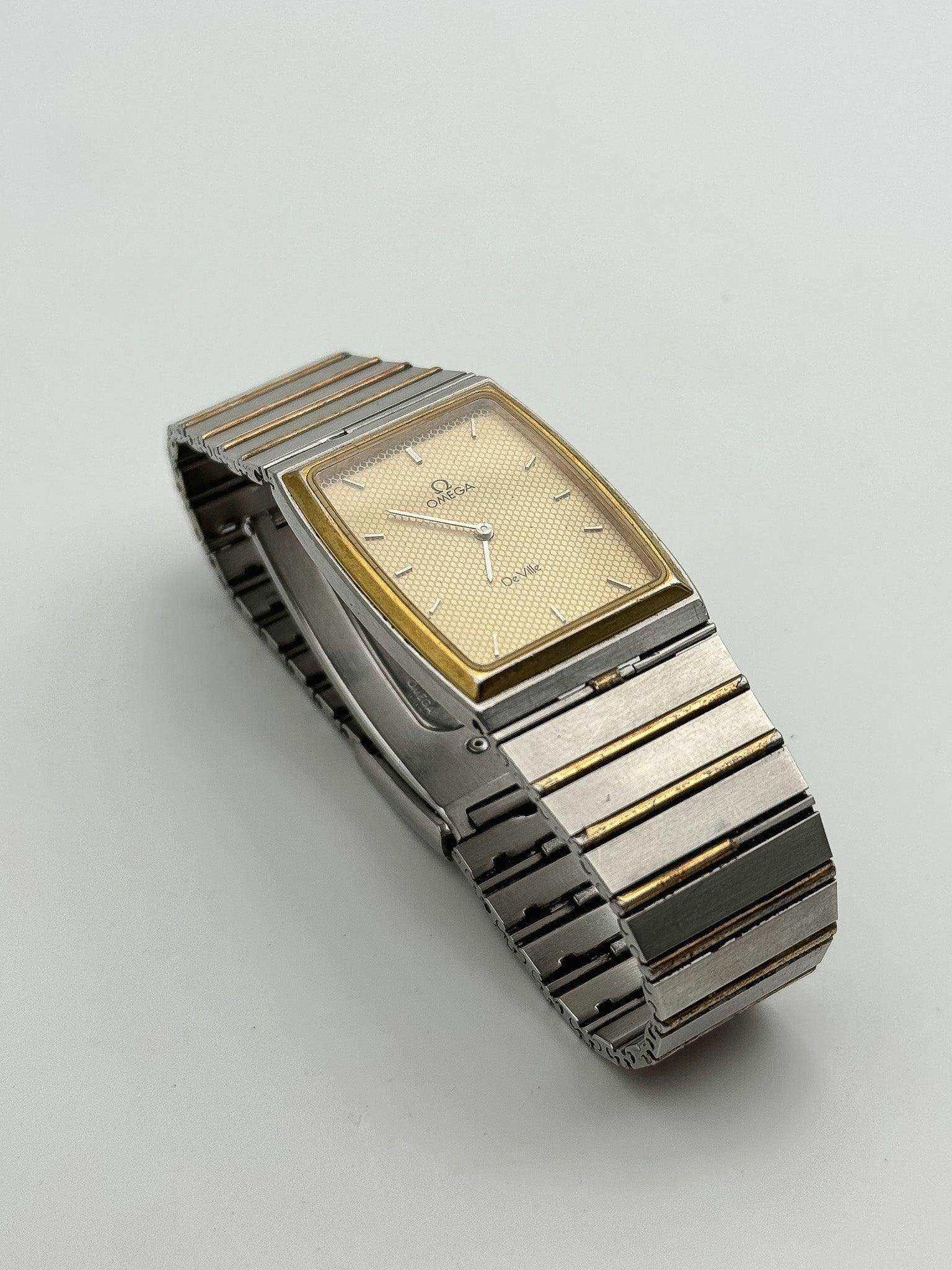 Omega - Full acier Tapissée - 1970’s - Atelier Victor