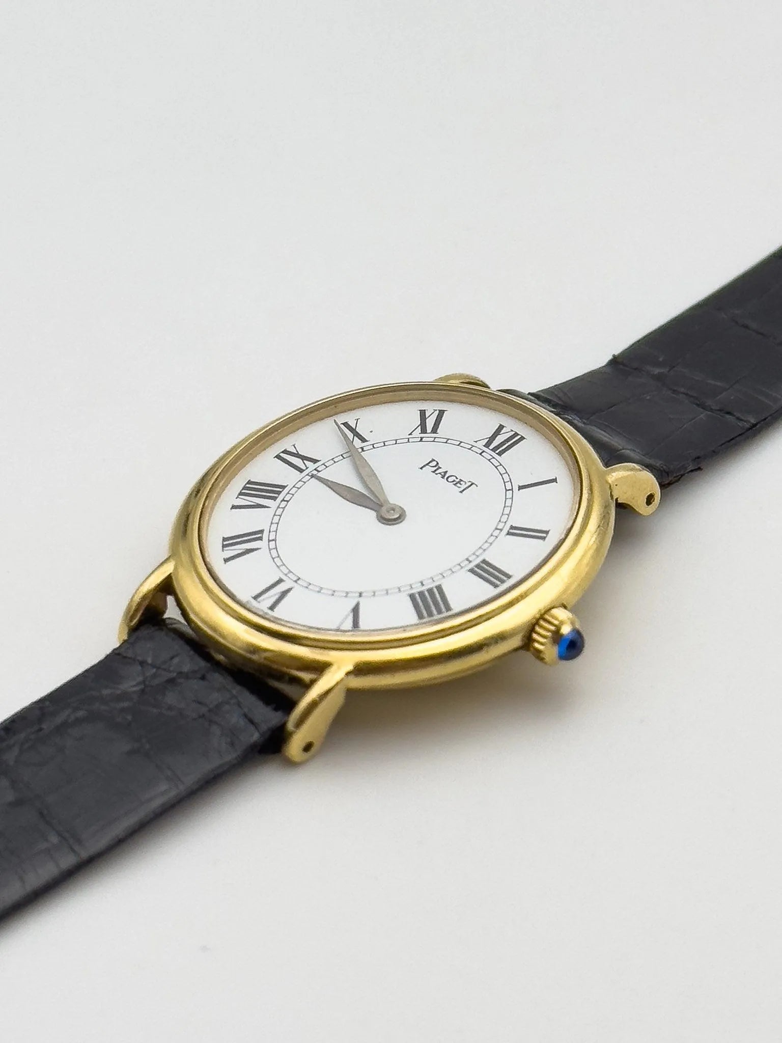 Piaget - Small Ellipse 18k Gold - 1980s - Atelier Victor