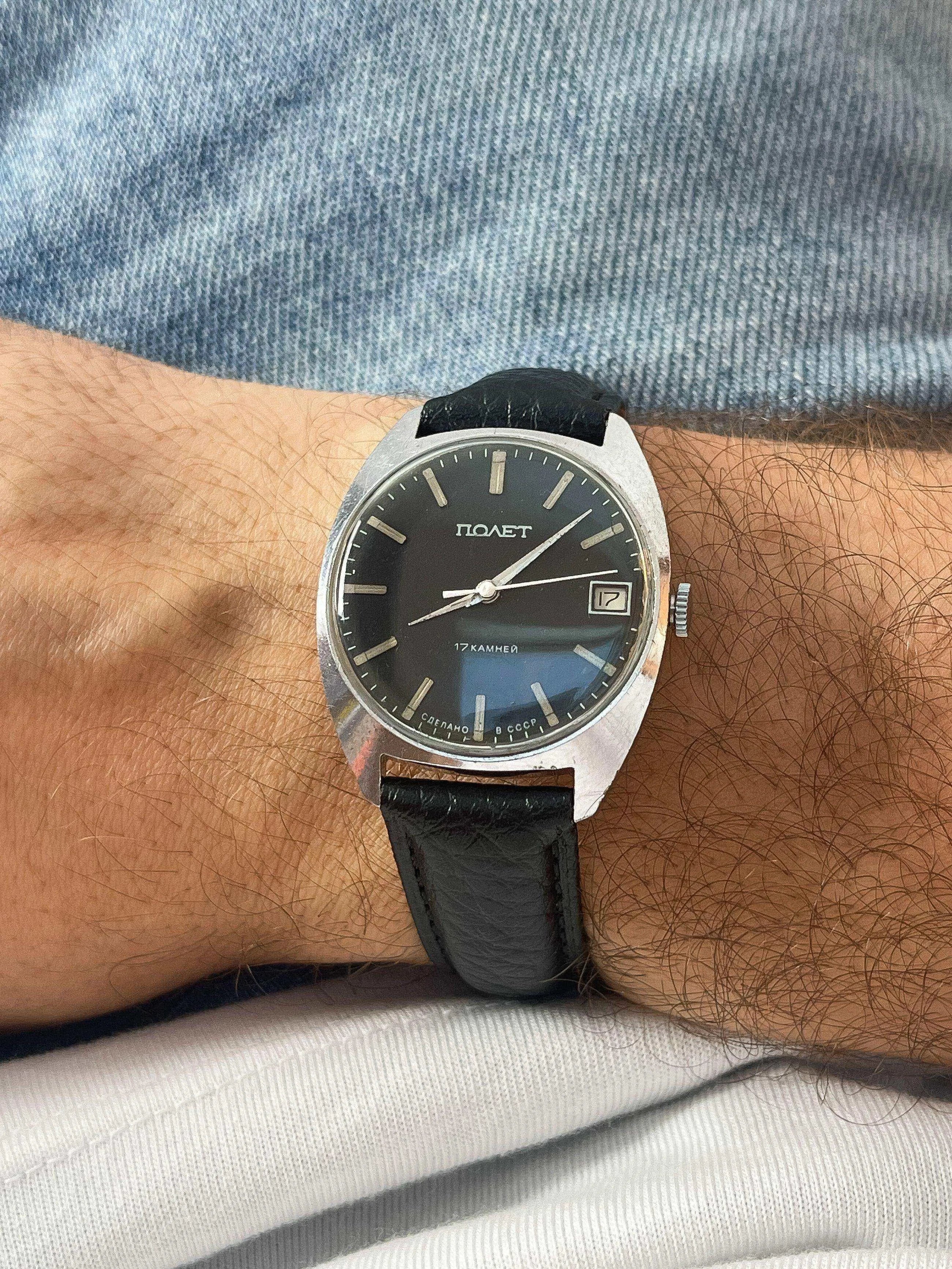 Poljot - Black Dial White Date - 1970s - Atelier Victor