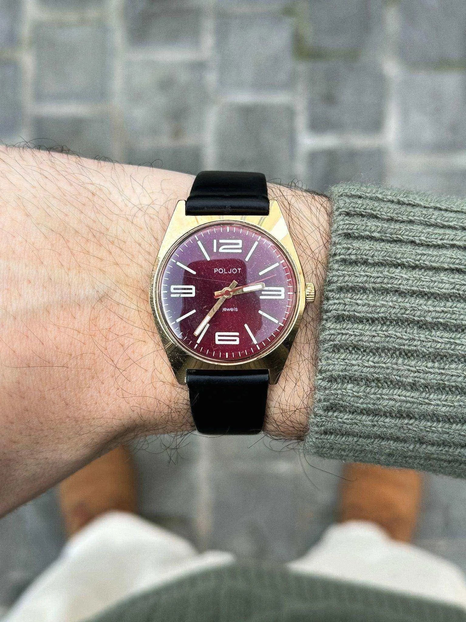 Poljot - Red Dial - 1970s - Atelier Victor