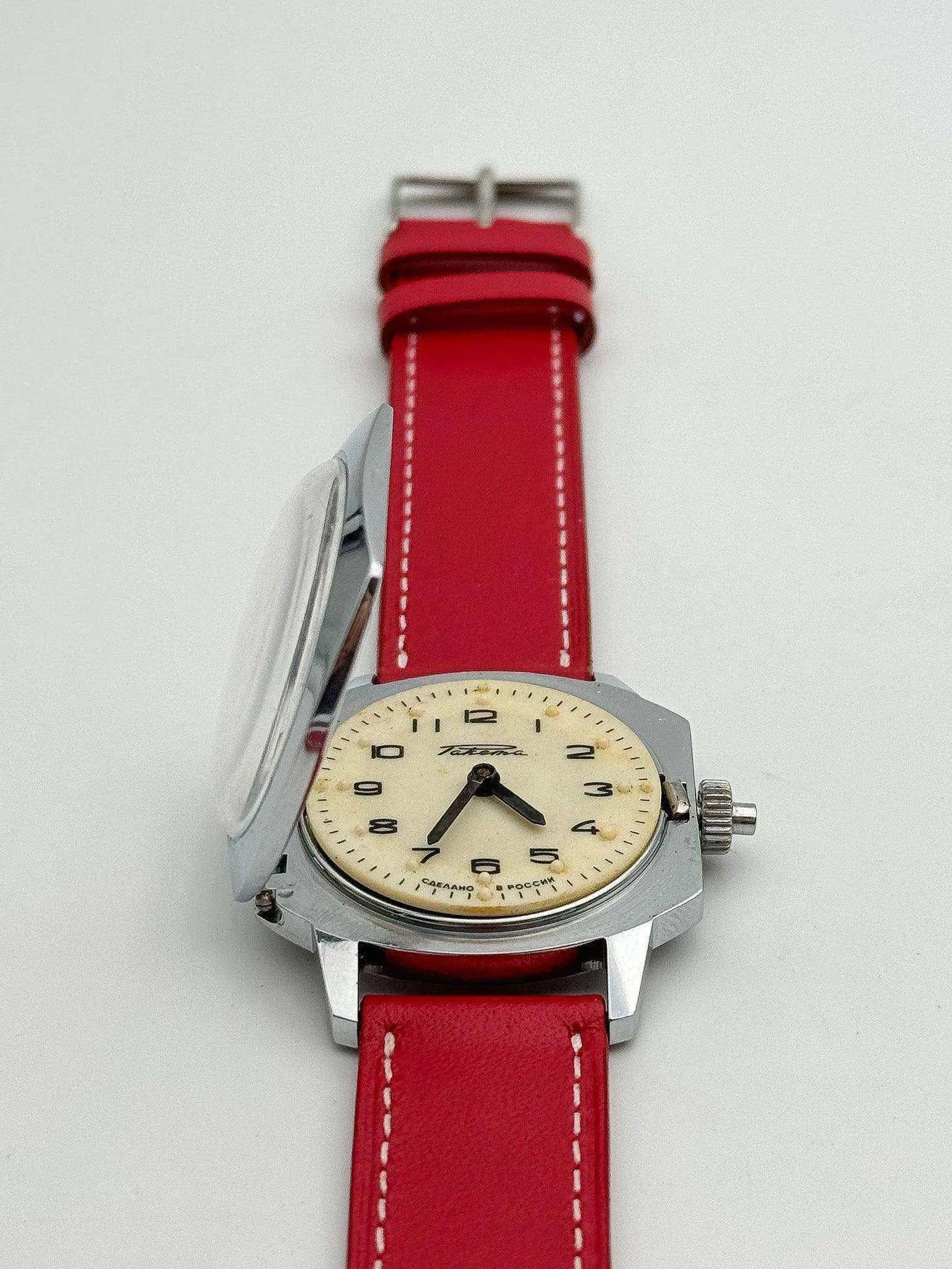 Raketa - Blind Cream Dial - 1980s - Atelier Victor